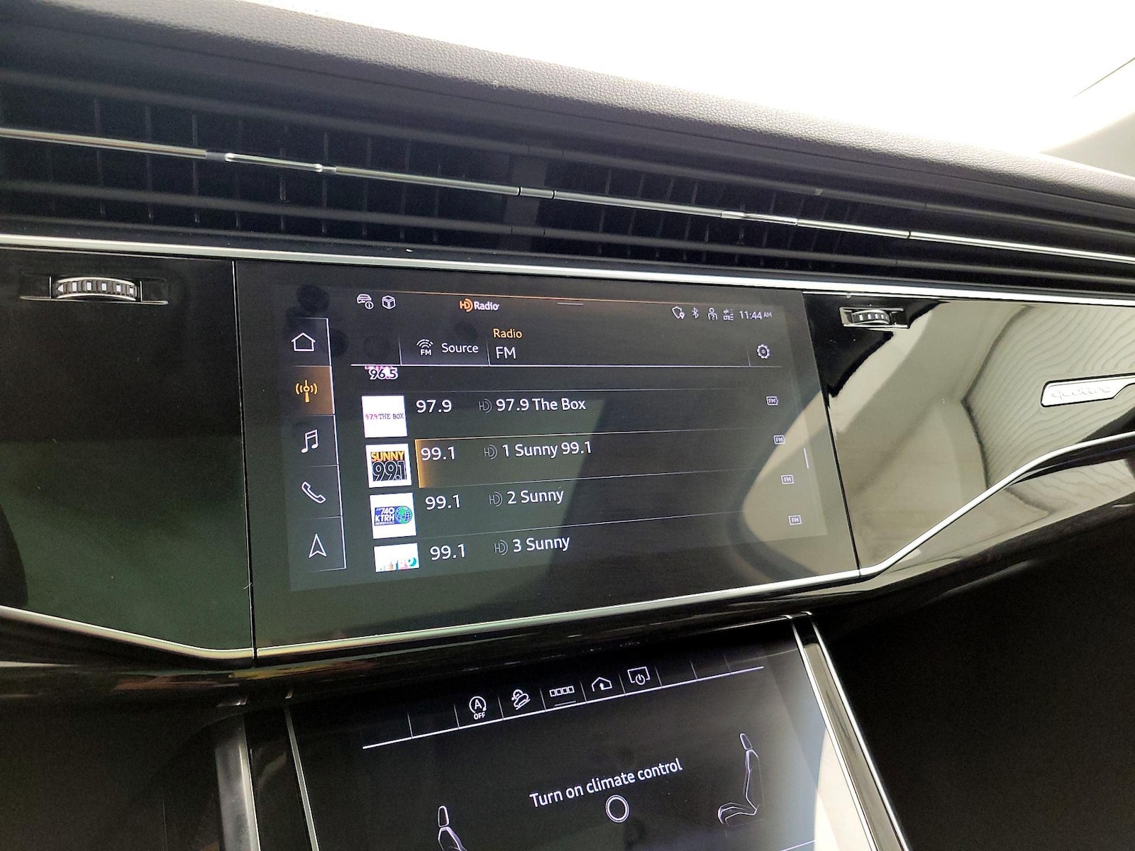 2023 Audi Q7 Premium - Photo 17