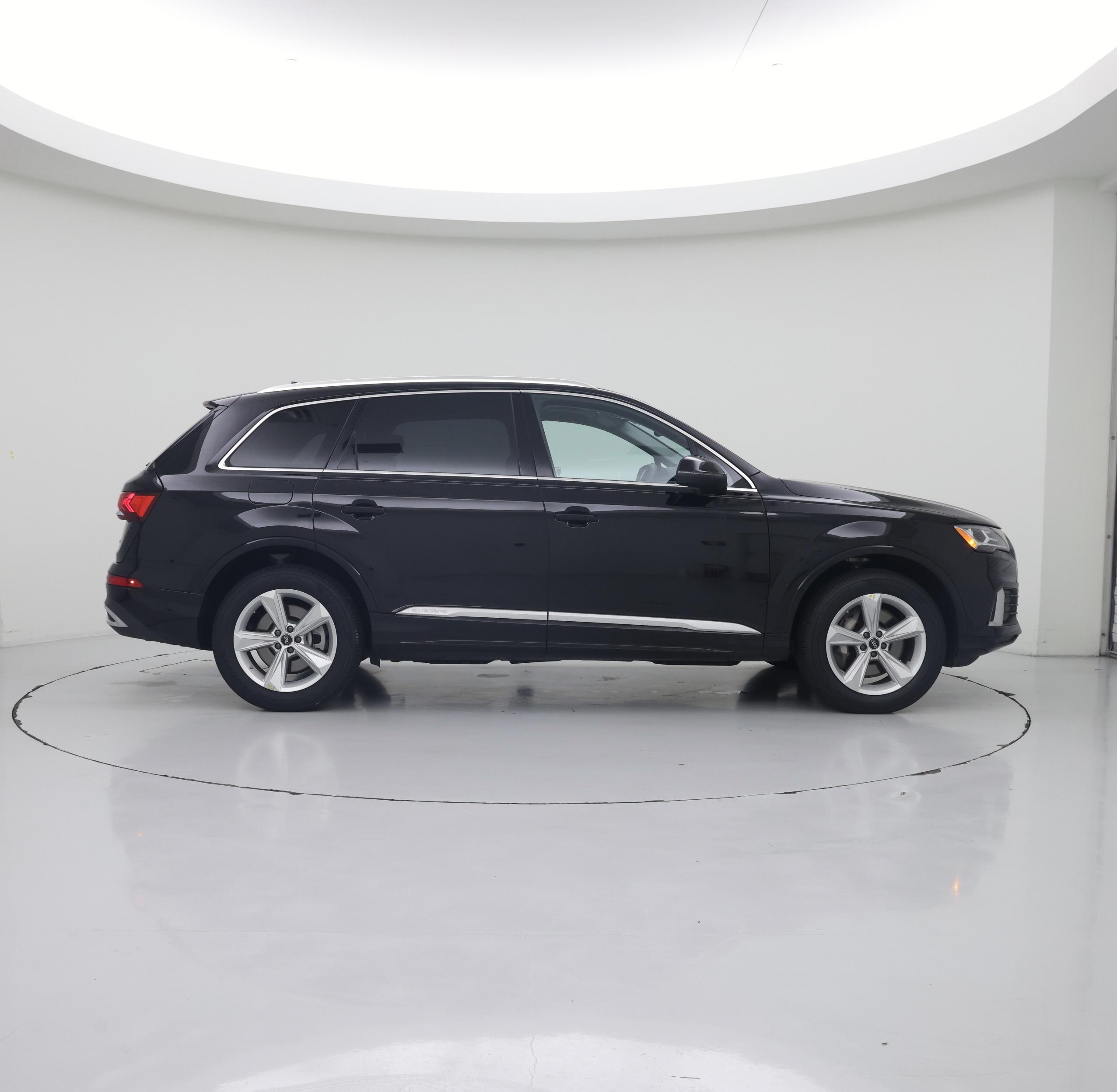 Thumbnail: 2023 Audi Q7 - 7
