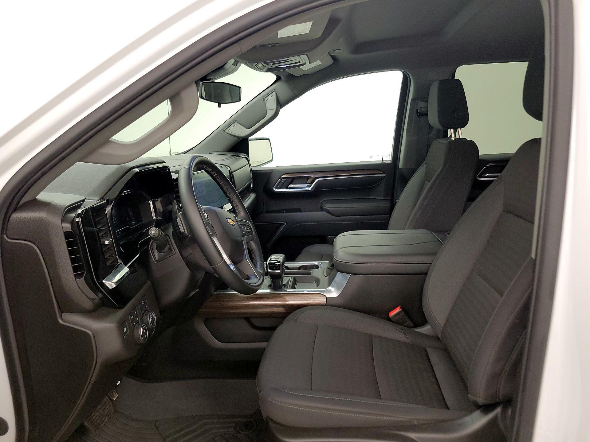 Thumbnail: 2025 Chevrolet Silverado 1500 - 11