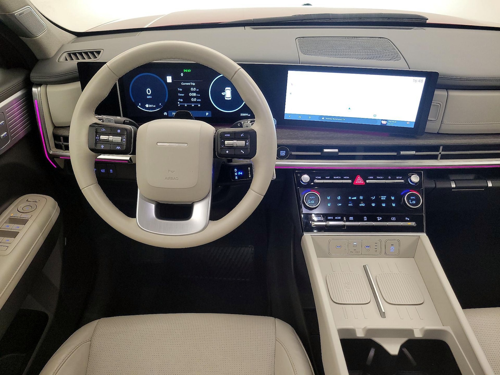 2025 Hyundai Santa Fe Limited - Photo 11