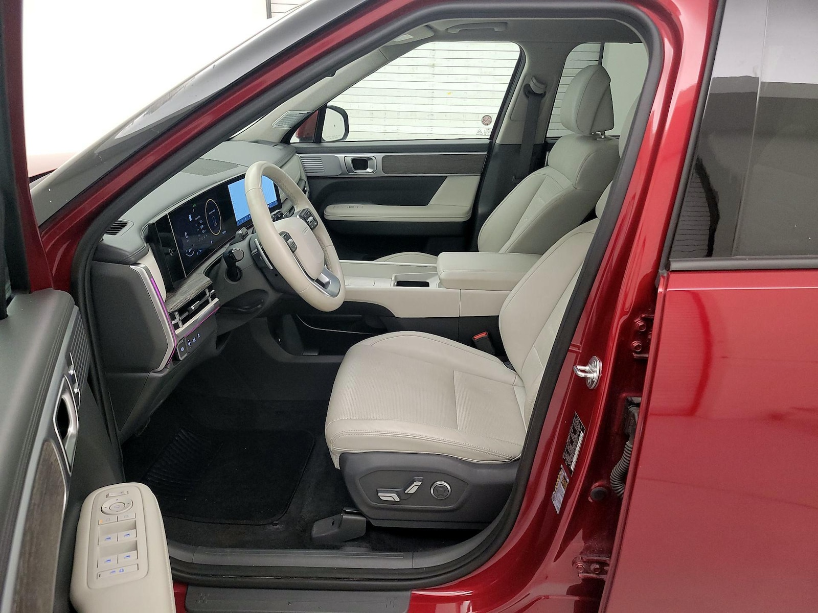 2025 Hyundai Santa Fe Limited - Photo 12