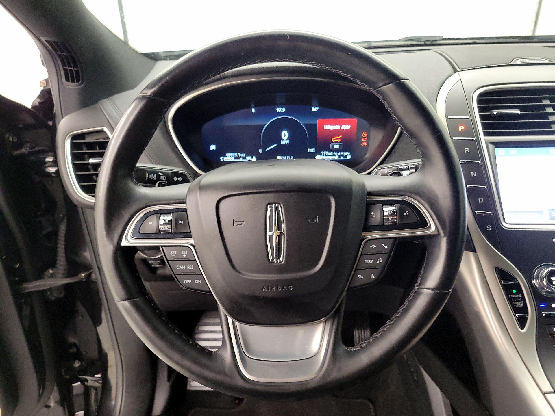 Thumbnail: 2020 Lincoln Nautilus - 10