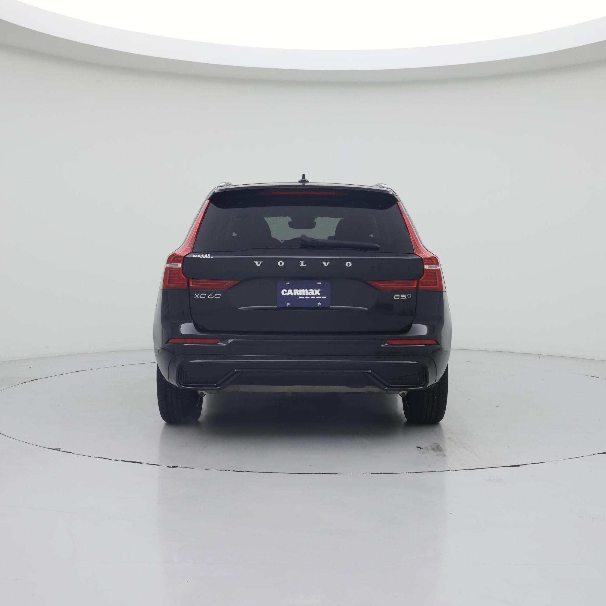 Thumbnail: 2025 Volvo XC60 - 6