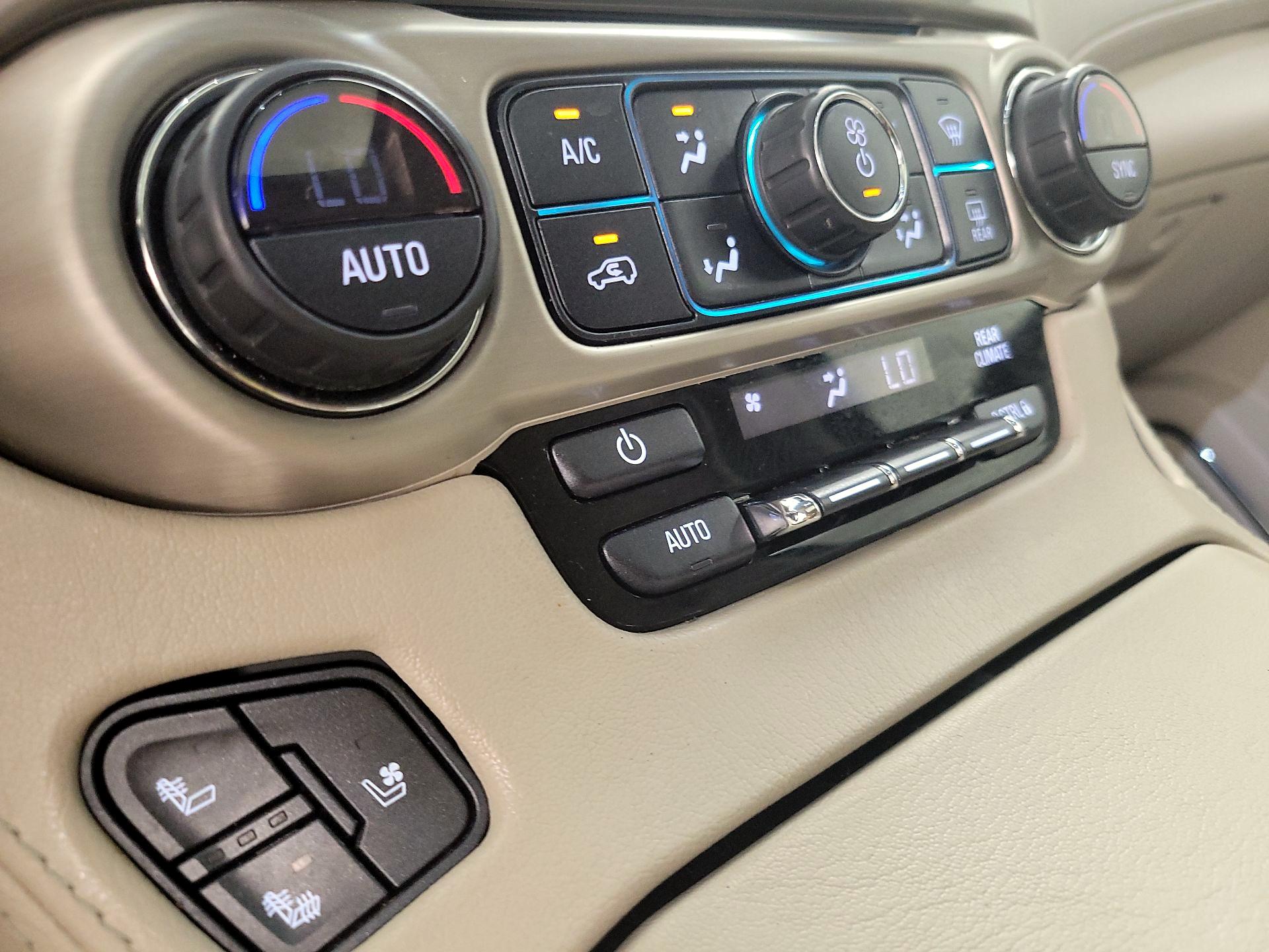 Thumbnail: 2020 GMC Yukon - 17