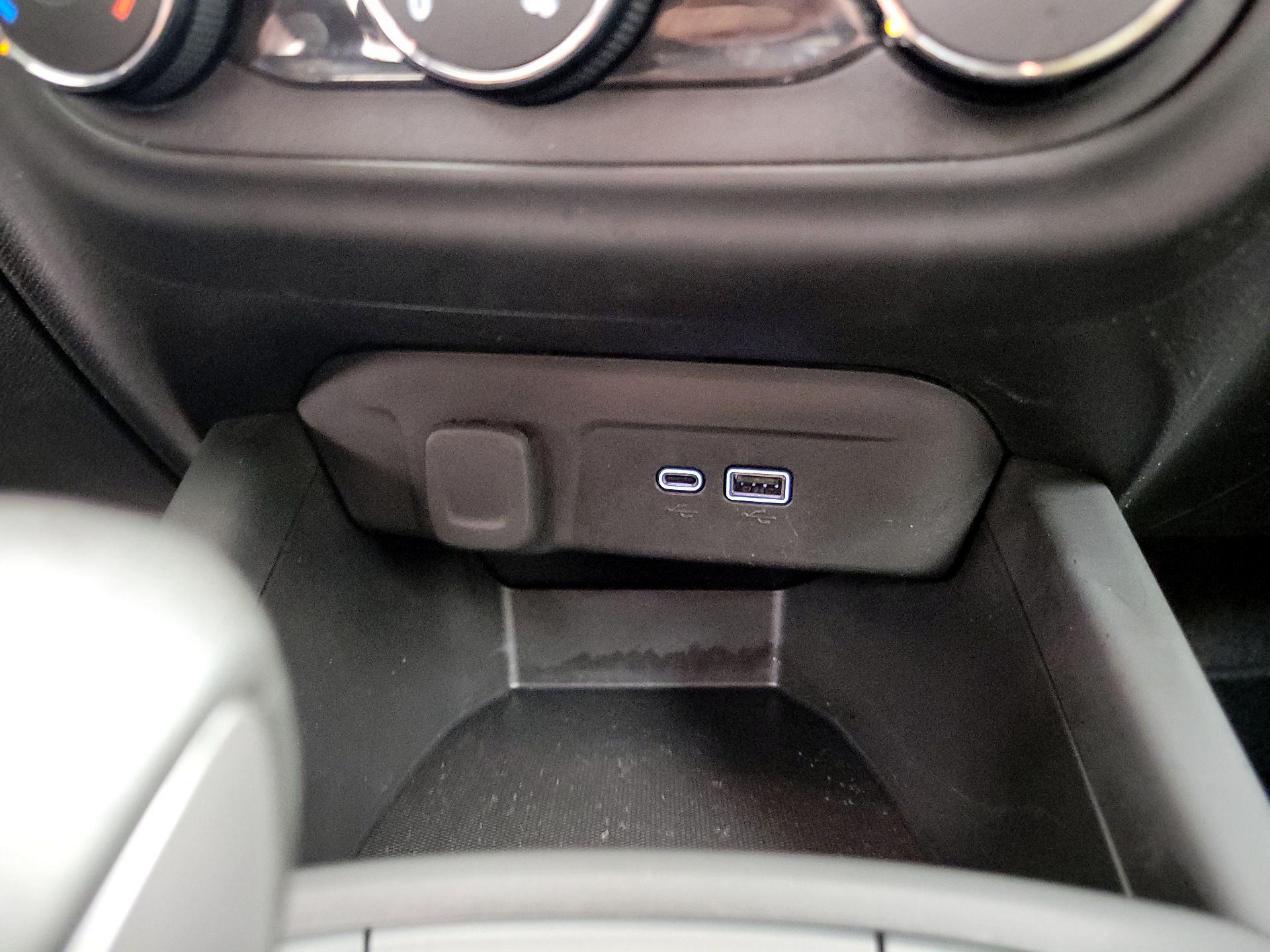 Thumbnail: 2024 Chevrolet Trax - 18