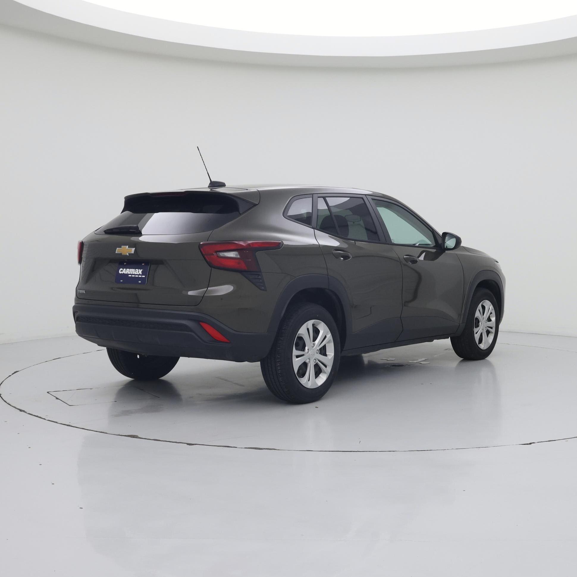 Thumbnail: 2024 Chevrolet Trax - 8
