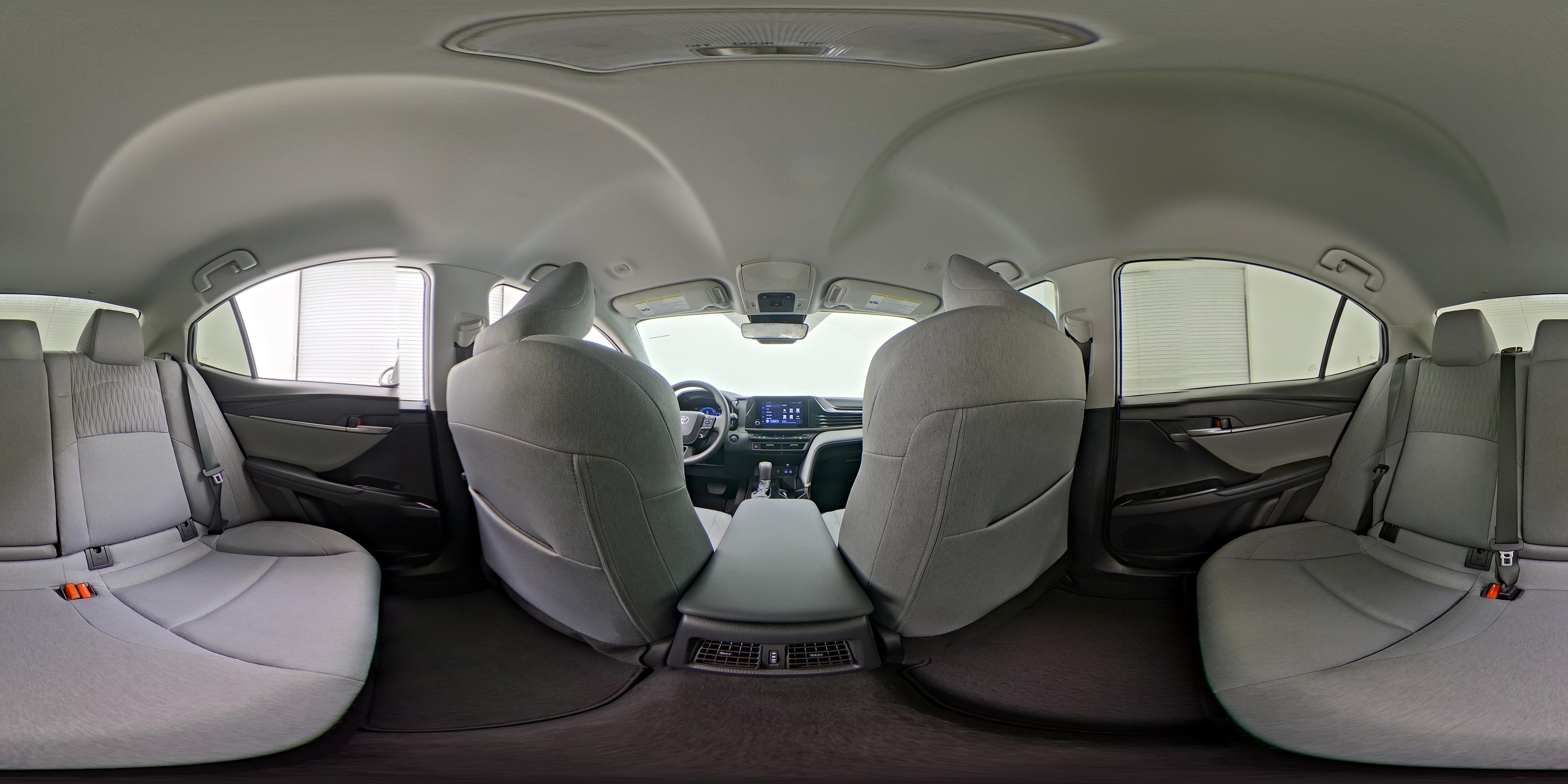 2026 Toyota Camry LE - Photo 25
