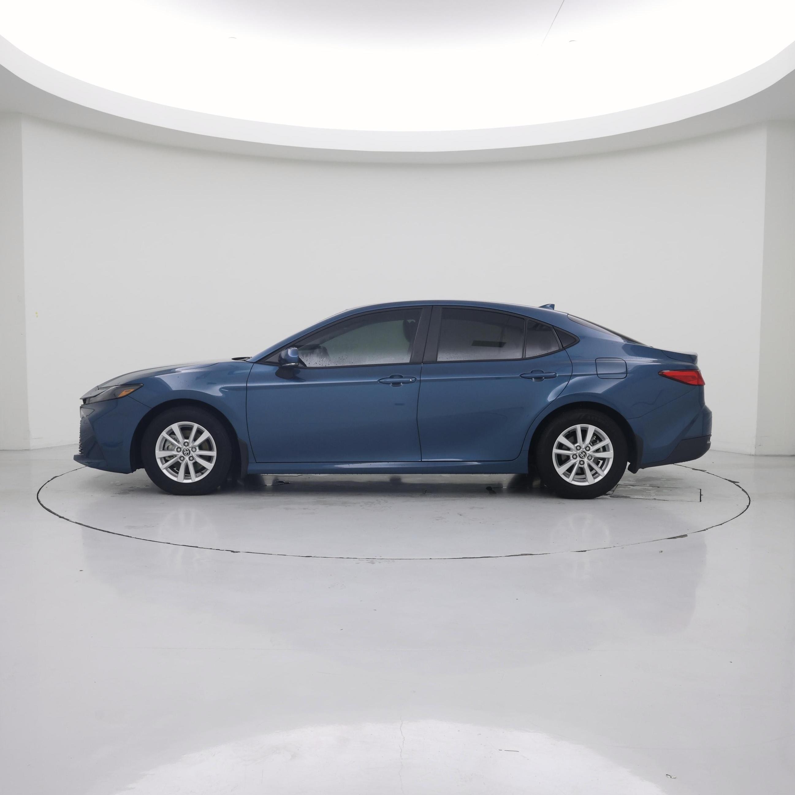 Thumbnail: 2026 Toyota Camry - 3