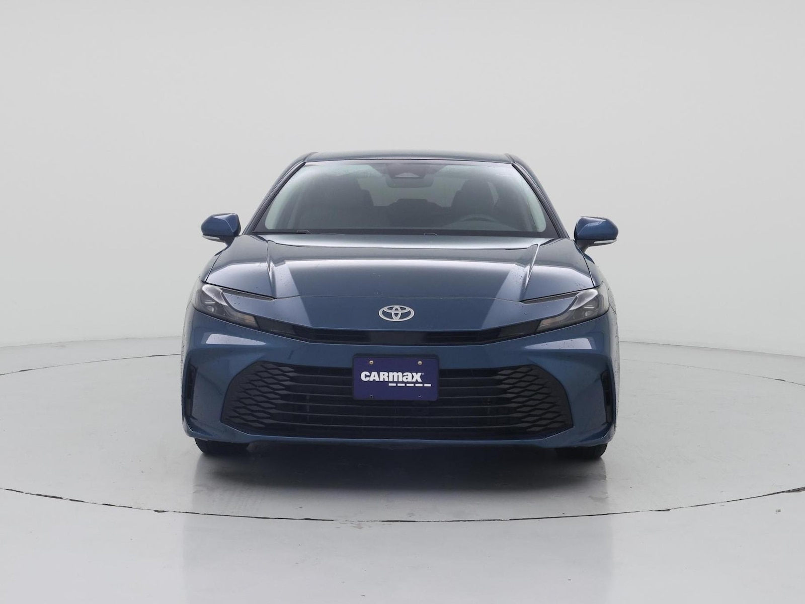 2026 Toyota Camry LE - Photo 6