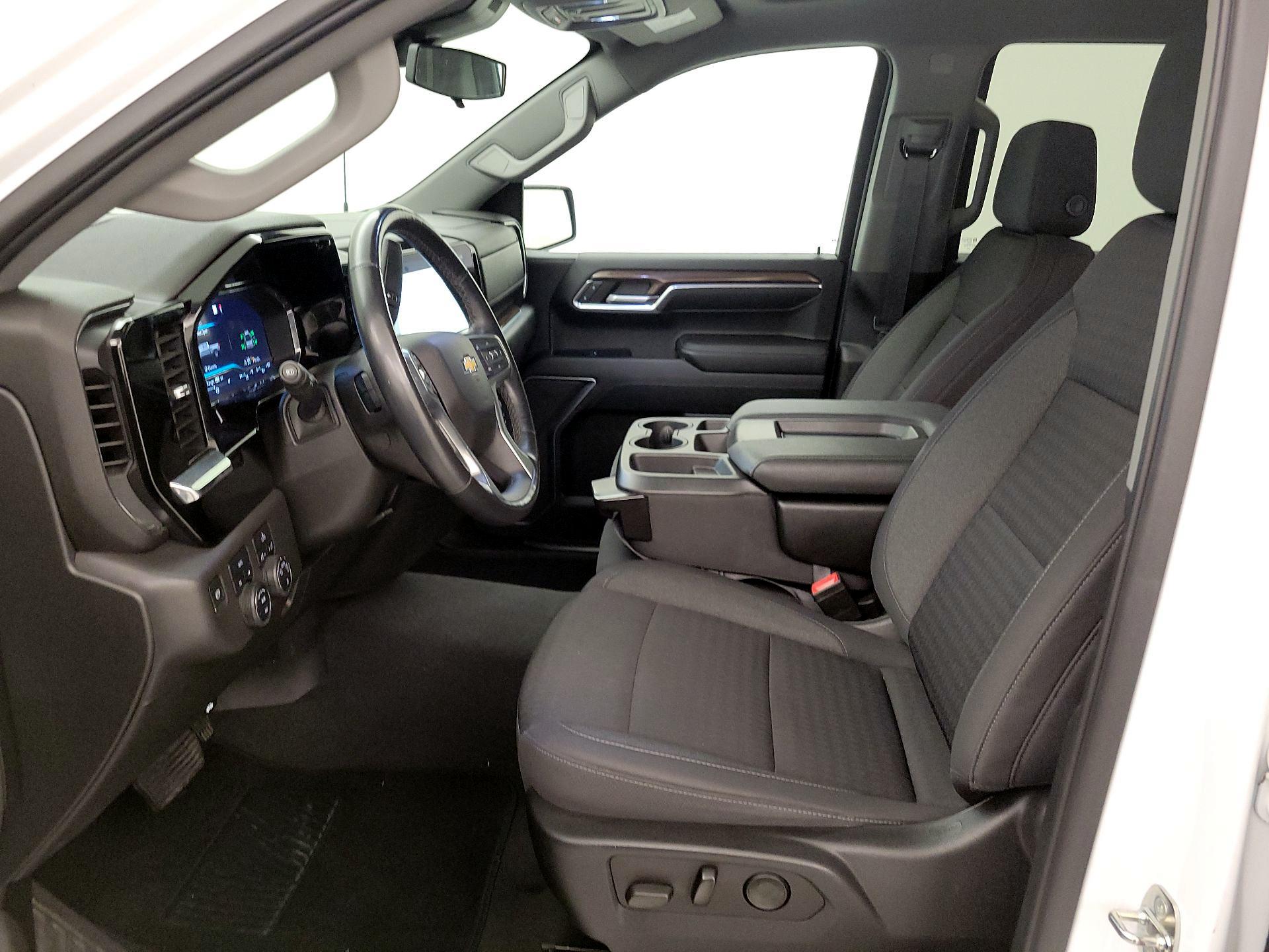 Thumbnail: 2022 Chevrolet Silverado 1500 - 11