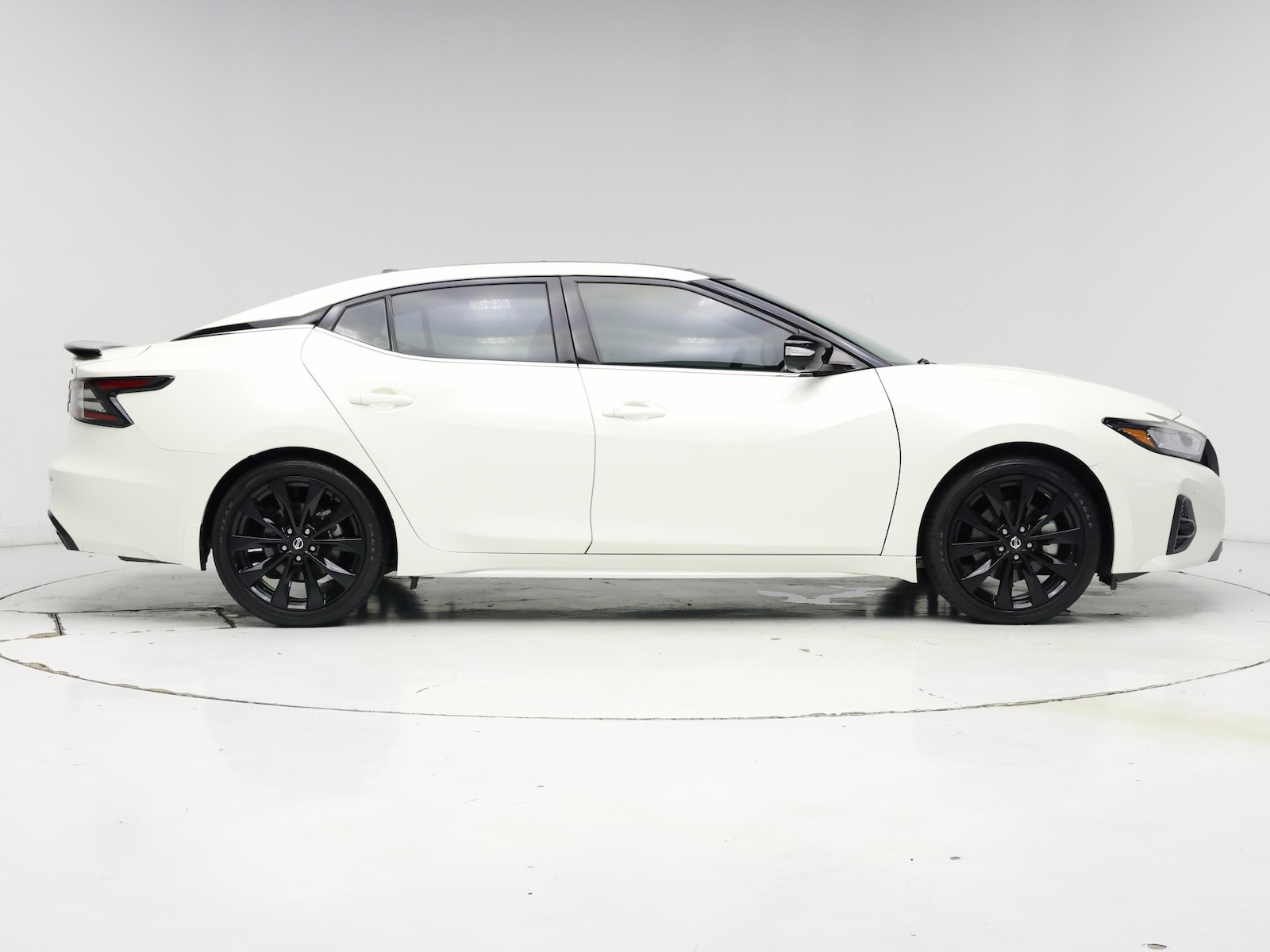 2021 Nissan Maxima SR - Photo 8