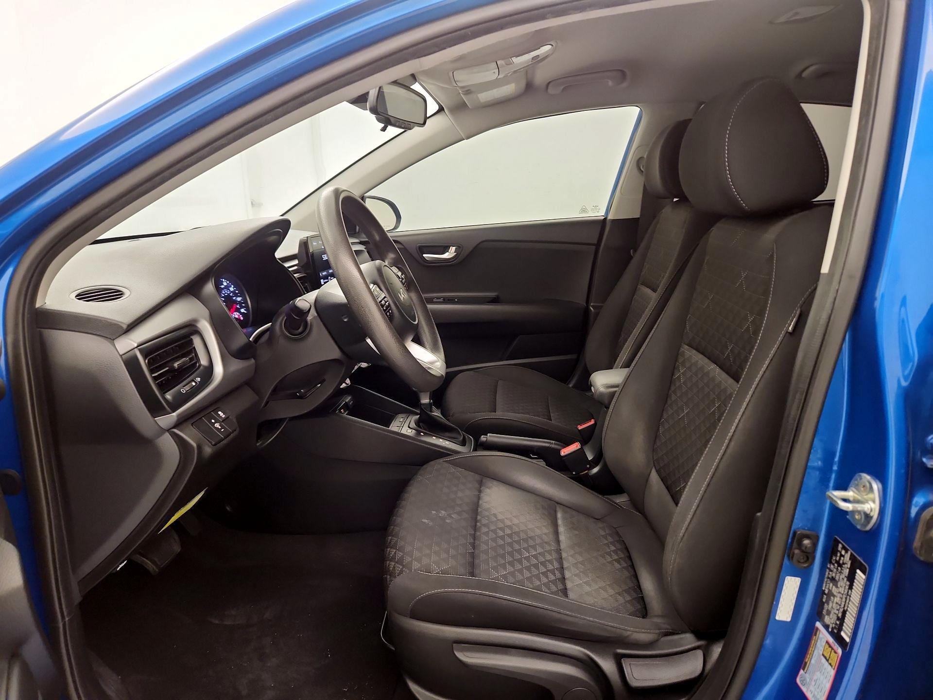 Thumbnail: 2023 Kia Rio - 11