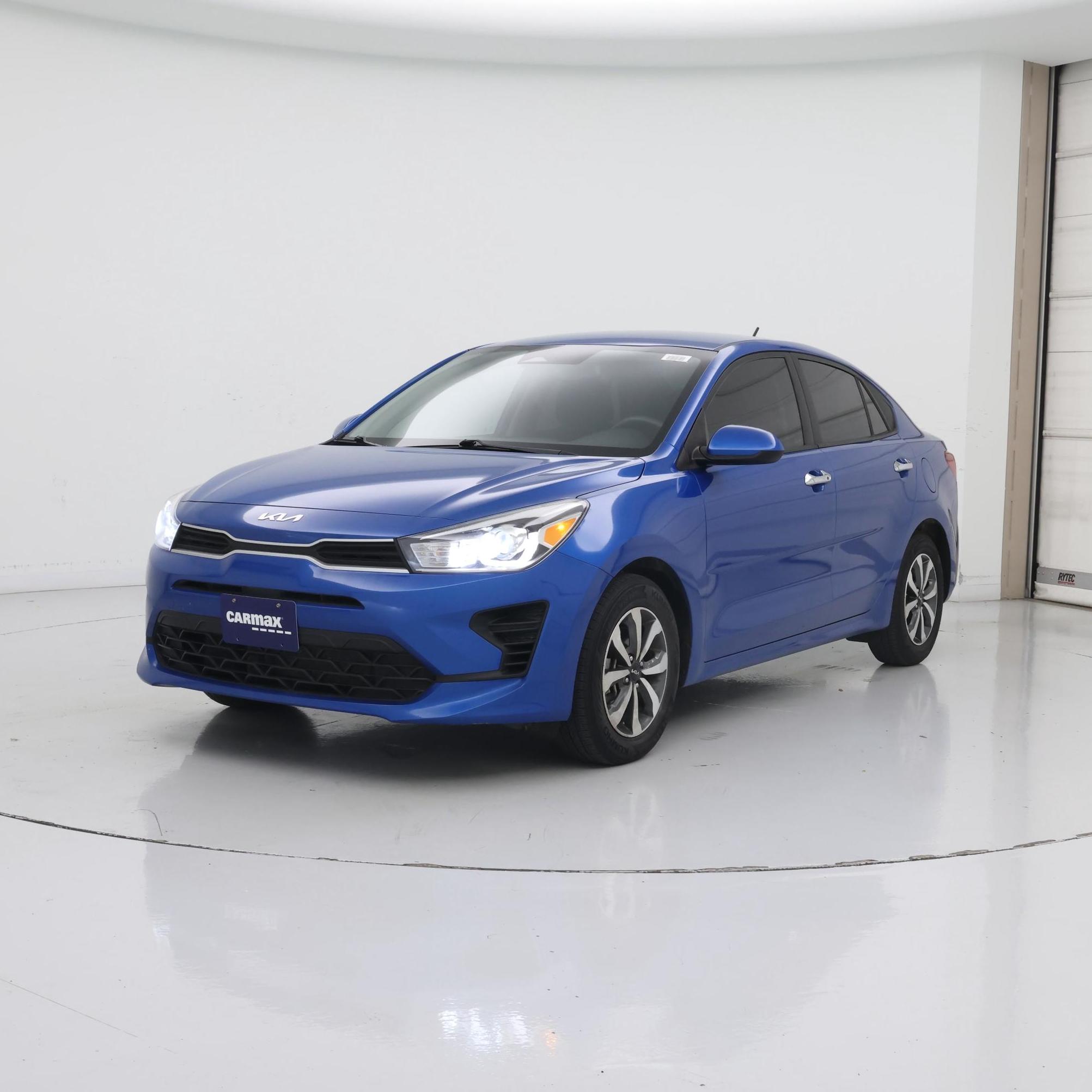 Thumbnail: 2023 Kia Rio - 4