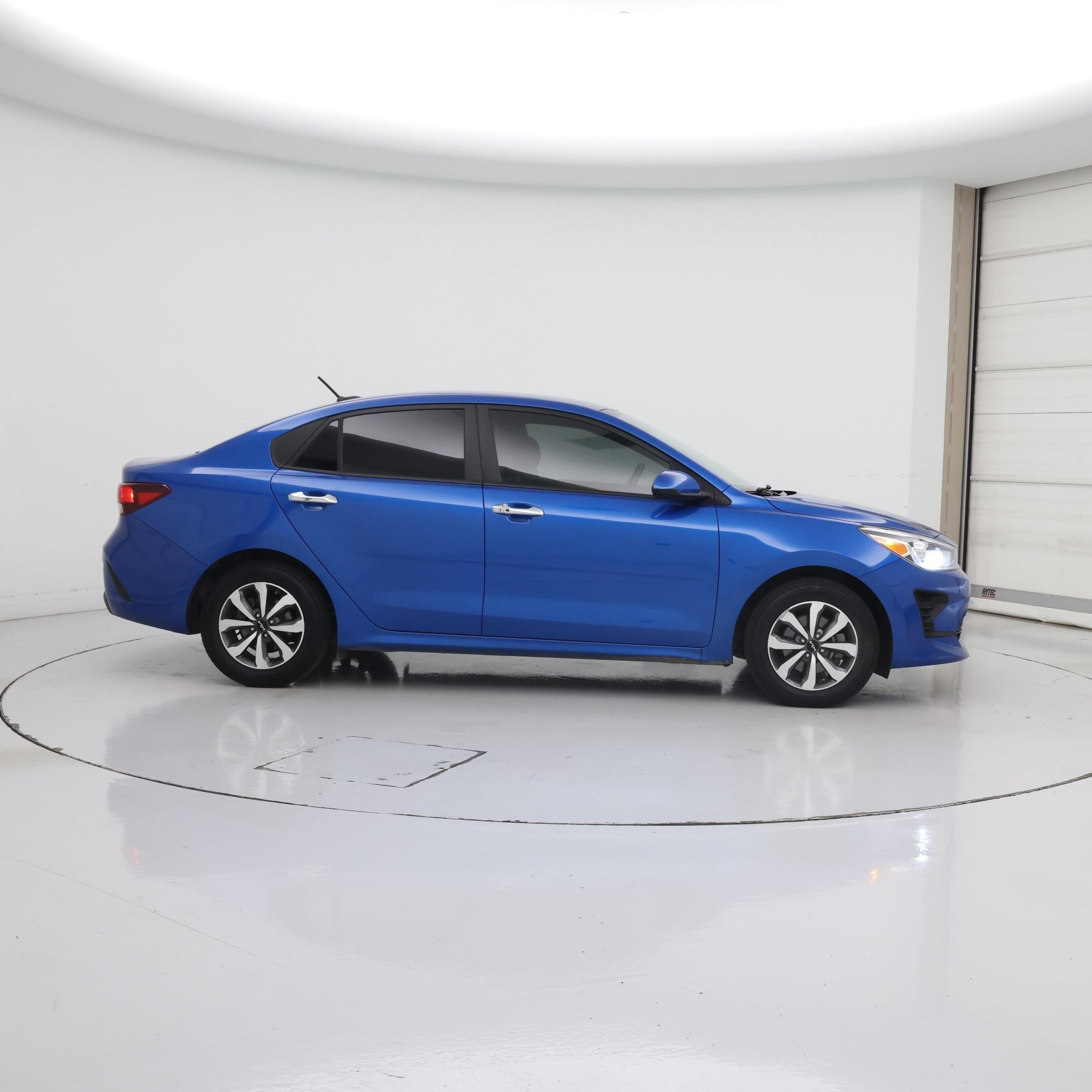 Thumbnail: 2023 Kia Rio - 7