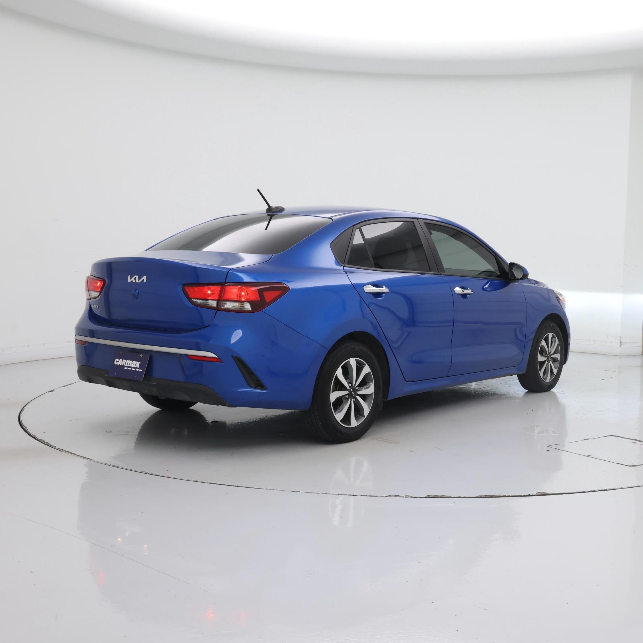 Thumbnail: 2023 Kia Rio - 8