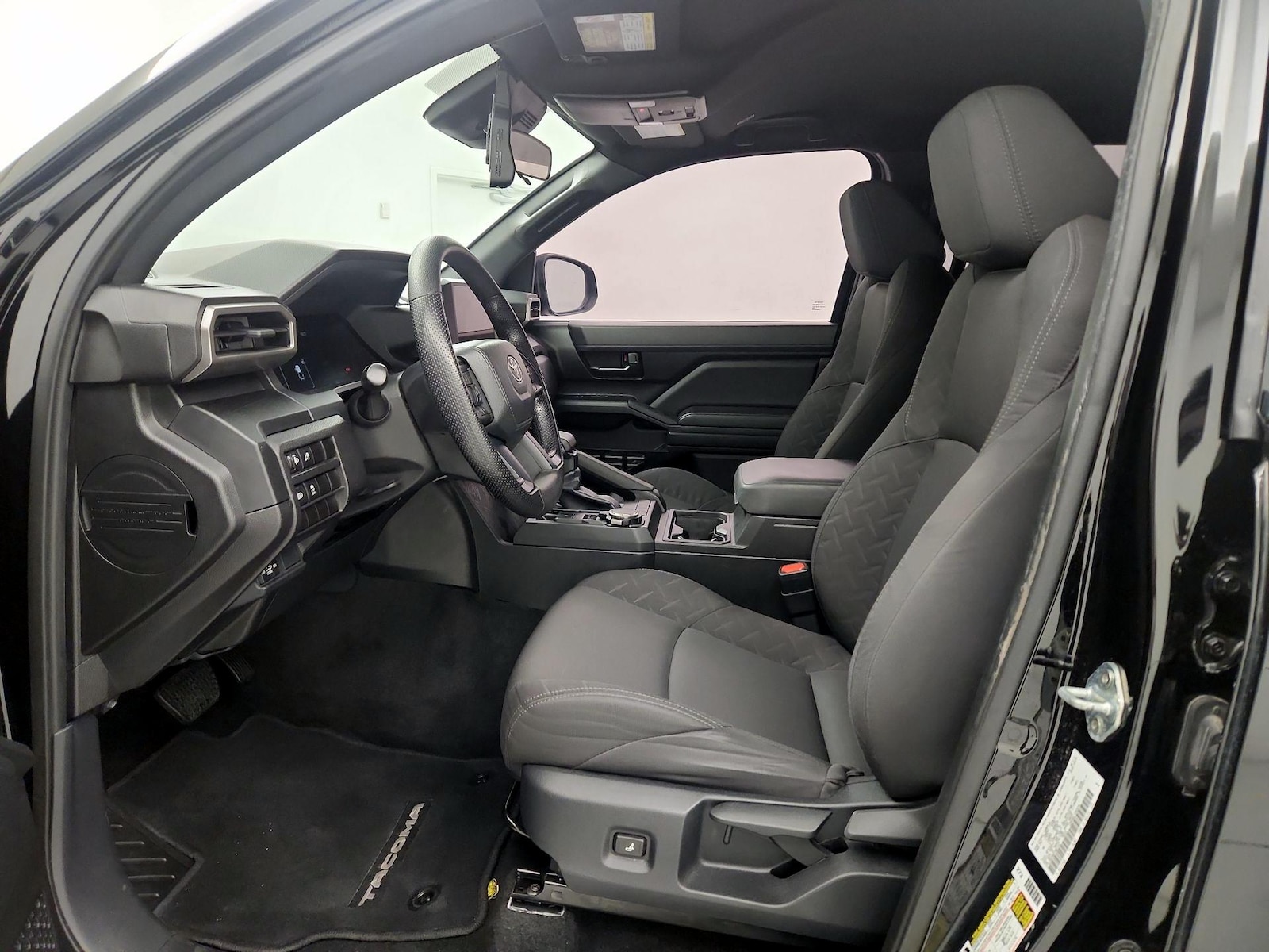 2024 Toyota Tacoma SR - Photo 12