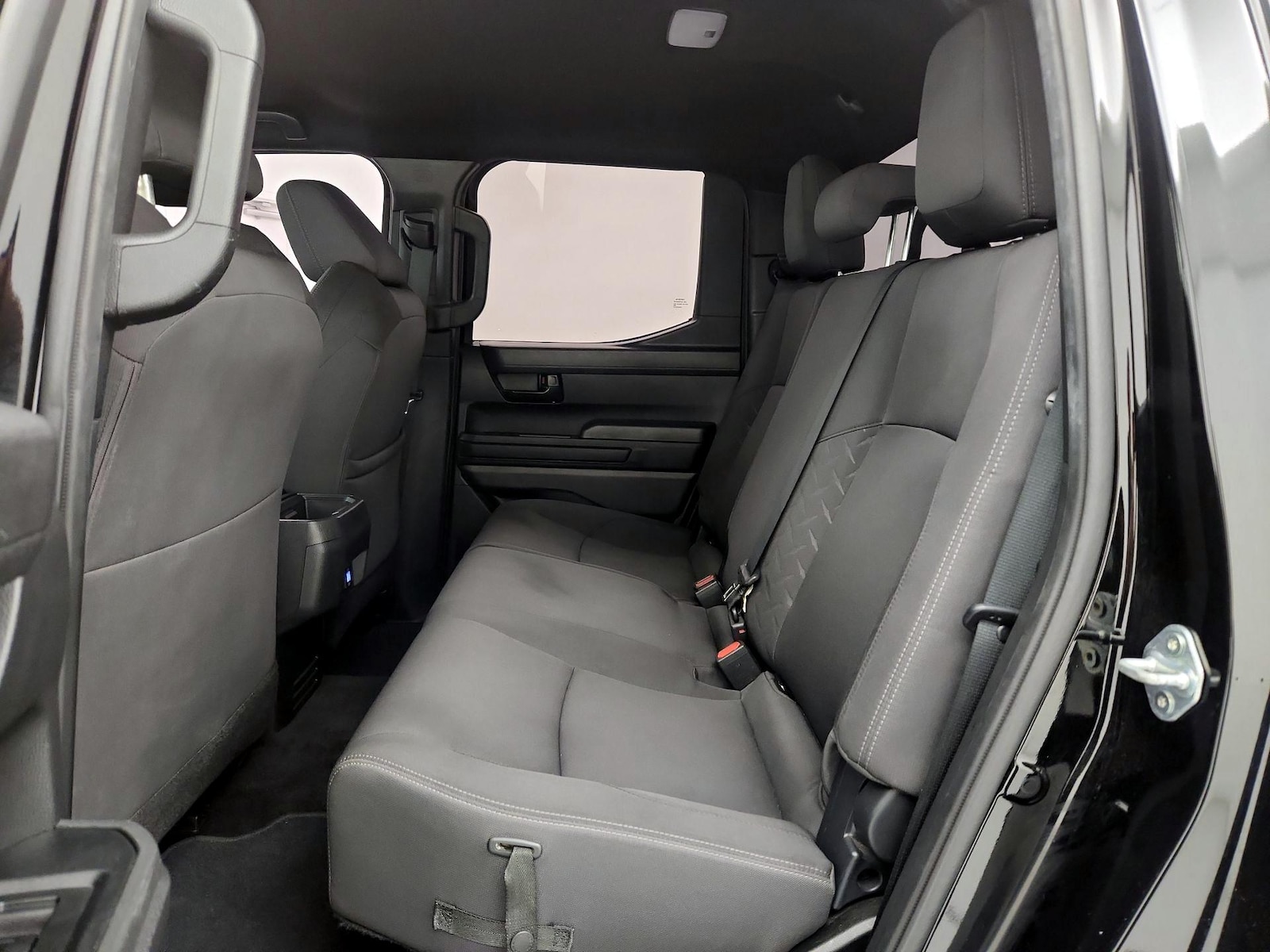 2024 Toyota Tacoma SR - Photo 21