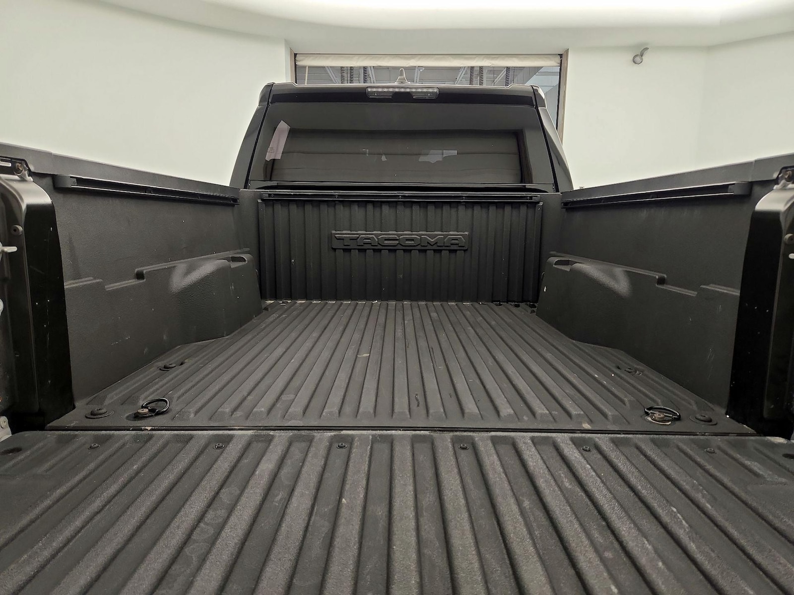 2024 Toyota Tacoma SR - Photo 22