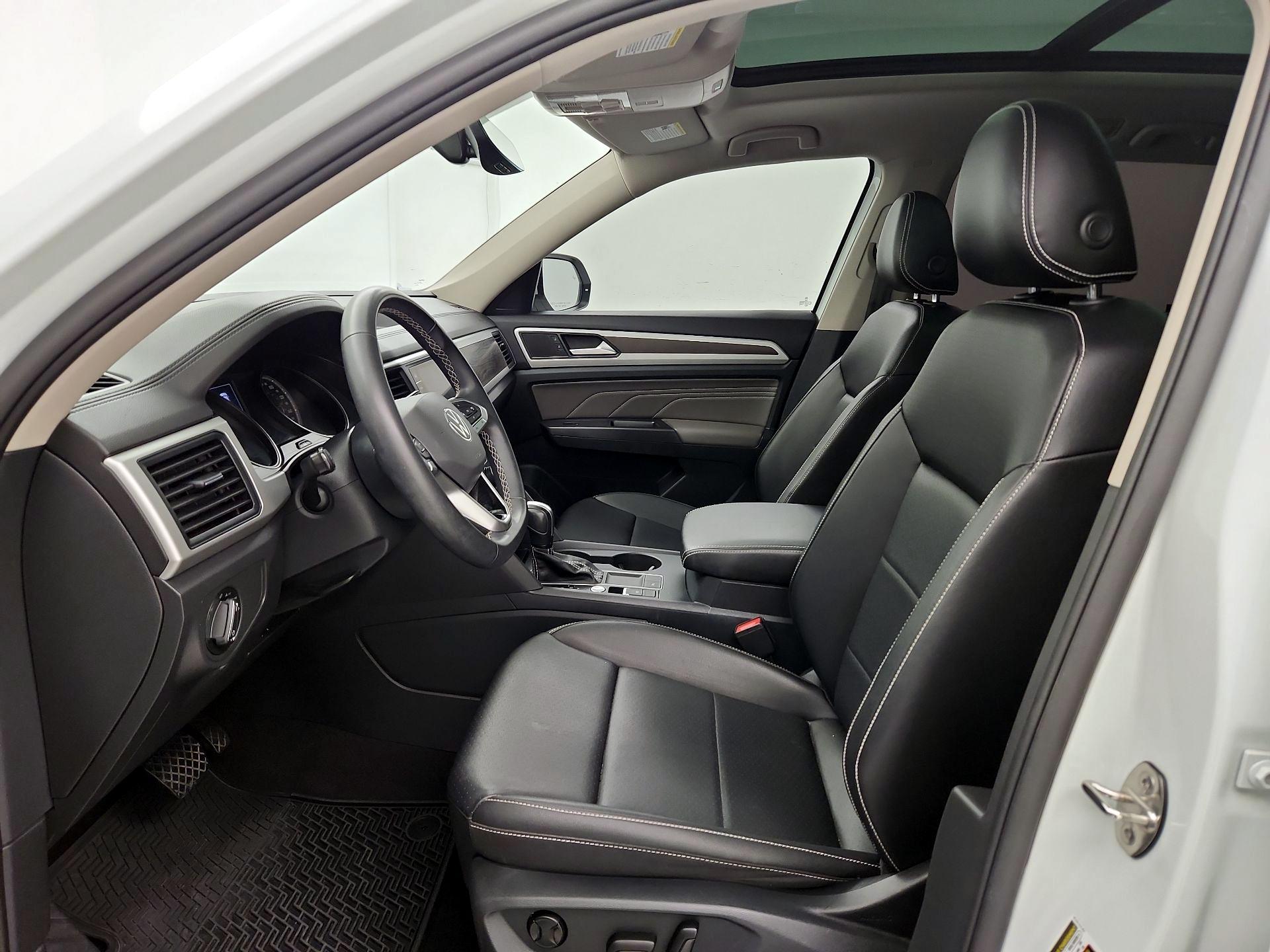 Thumbnail: 2021 Volkswagen Atlas - 11