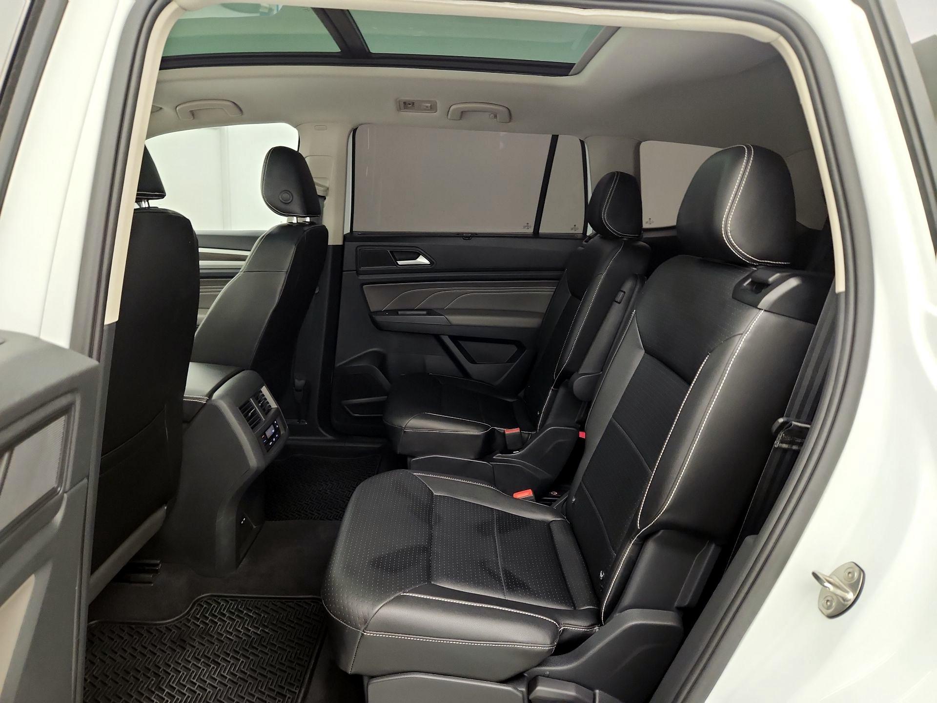 Thumbnail: 2021 Volkswagen Atlas - 20