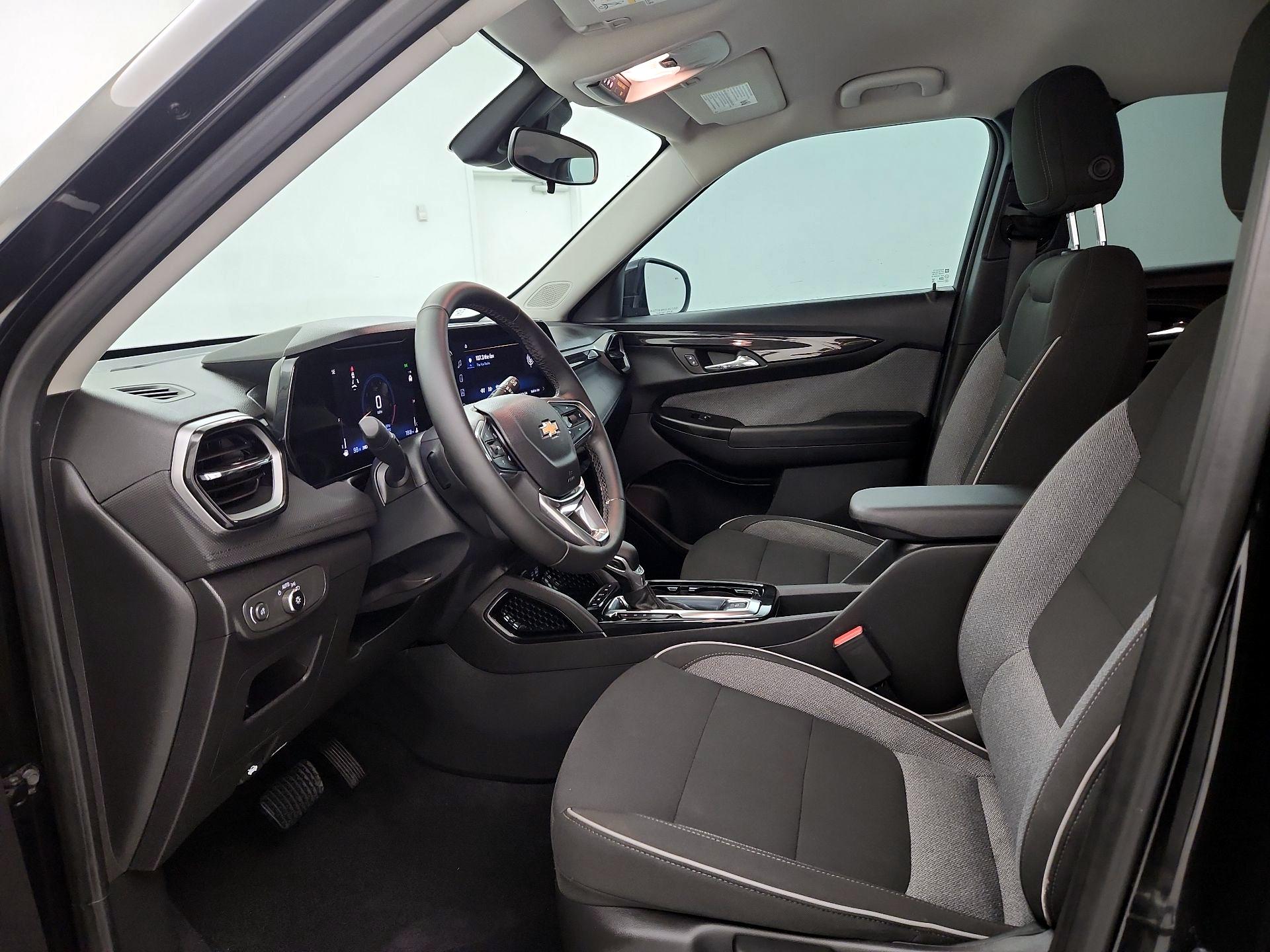 Thumbnail: 2026 Chevrolet TrailBlazer - 11