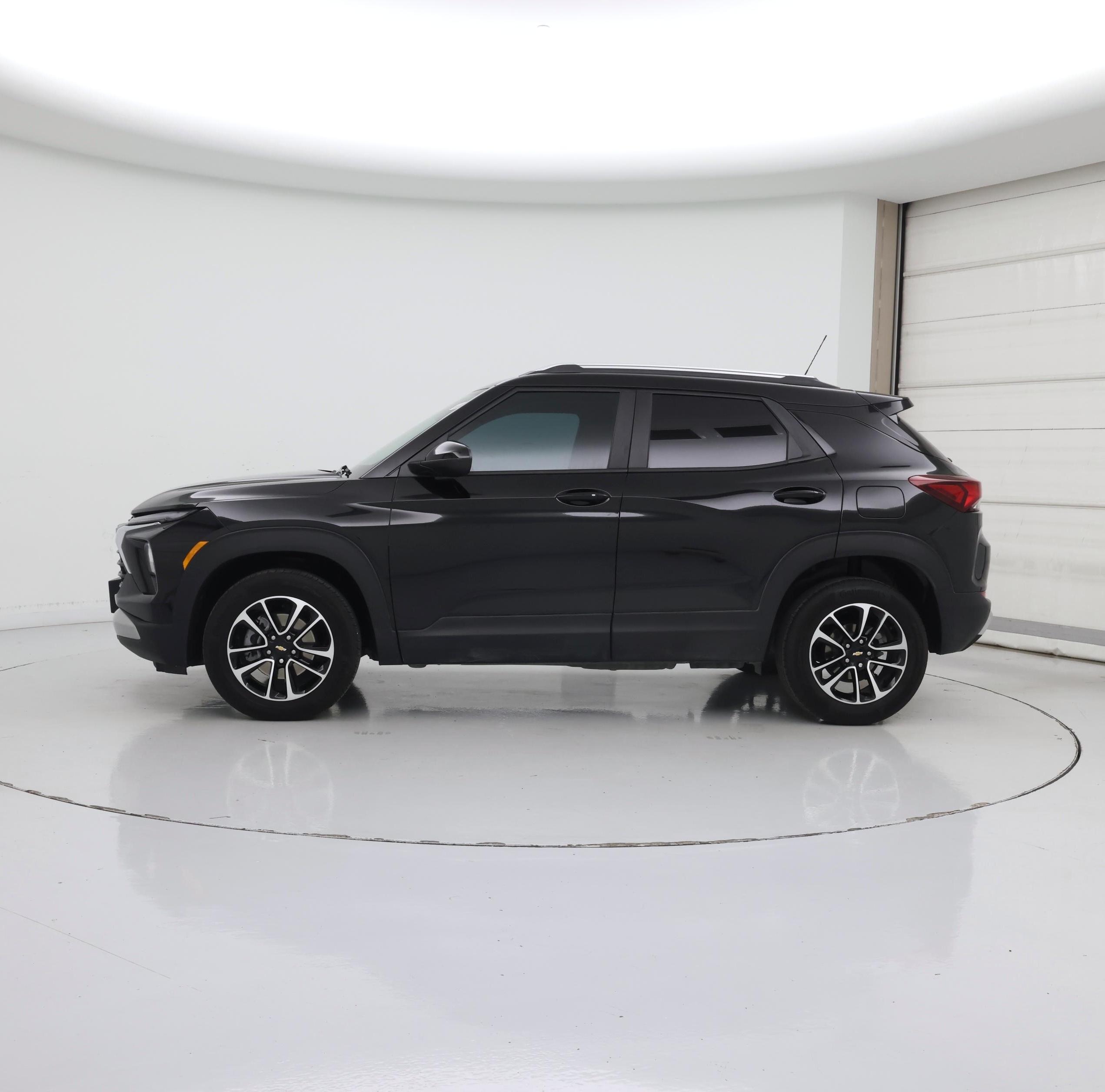 Thumbnail: 2026 Chevrolet TrailBlazer - 3