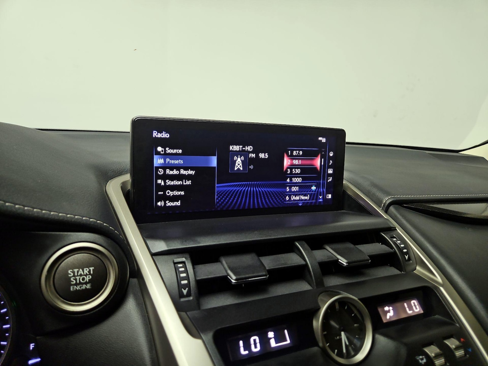 2019 Lexus NX 300 - Photo 17
