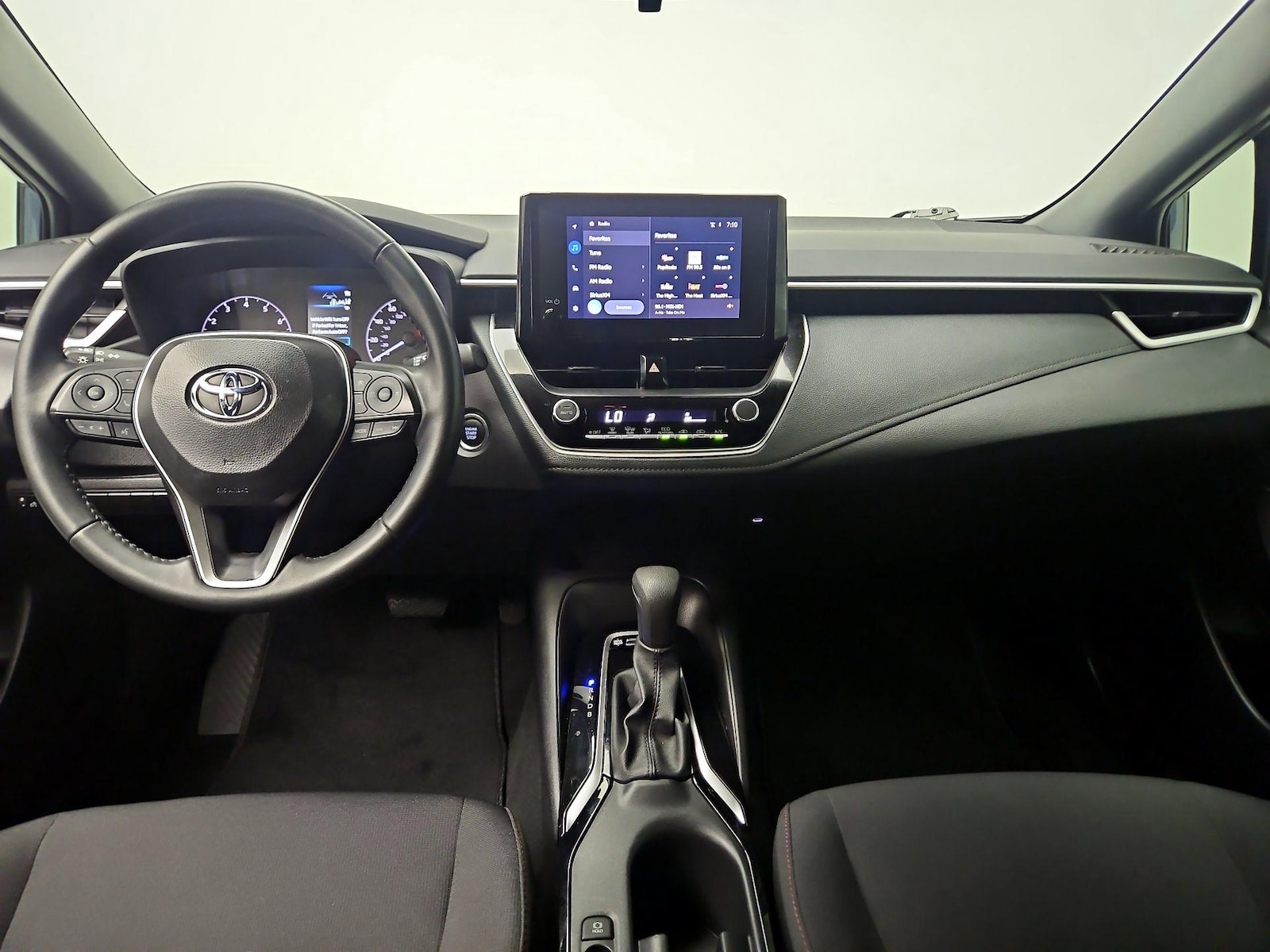 Apple CarPlay® & Android Auto™