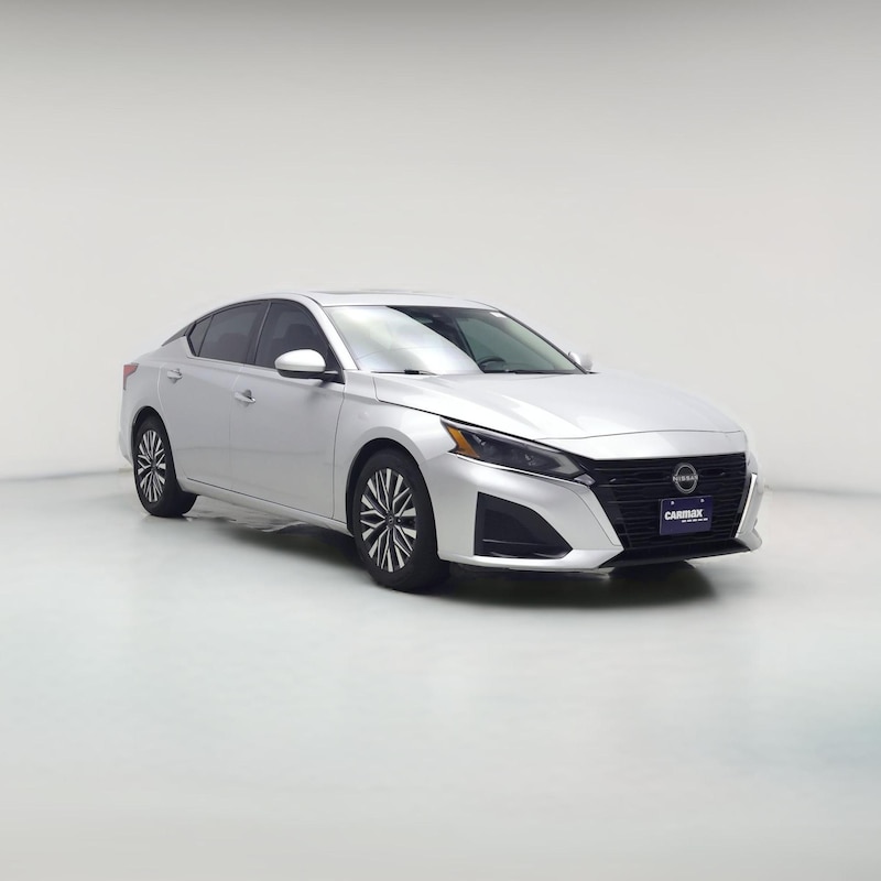 2023 Nissan Altima SV