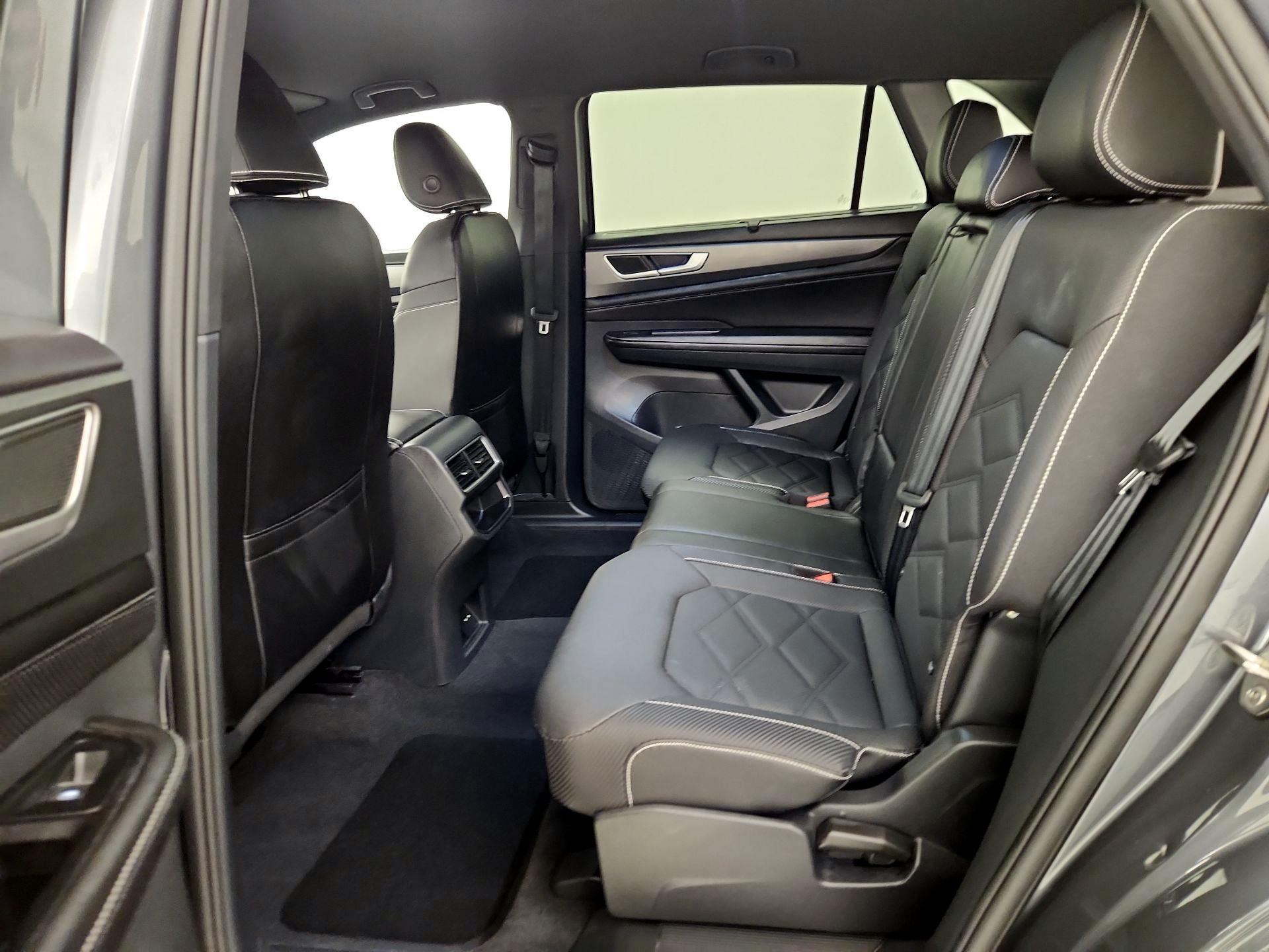 Thumbnail: 2025 Volkswagen Atlas - 19