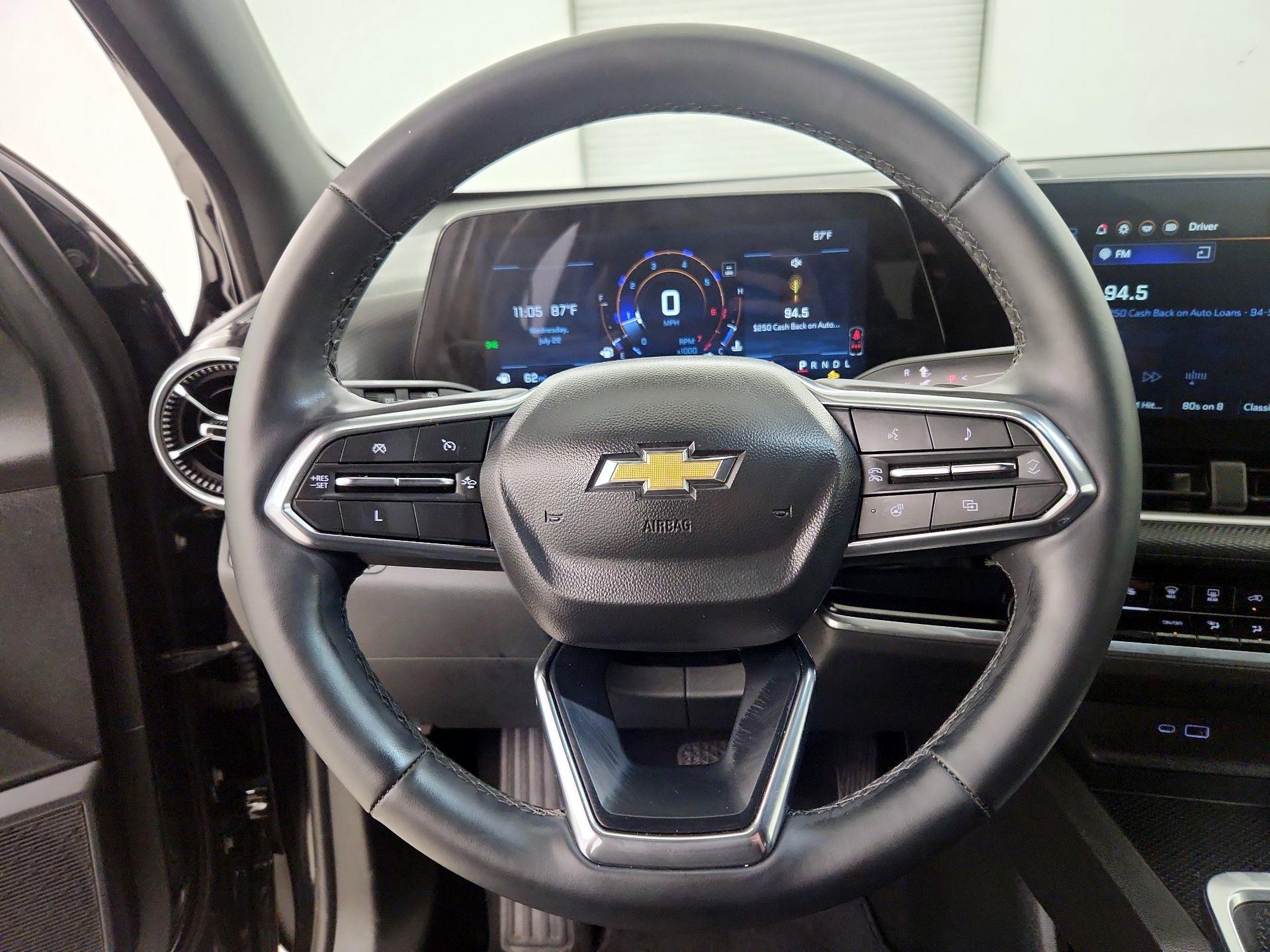 Thumbnail: 2025 Chevrolet Equinox - 10