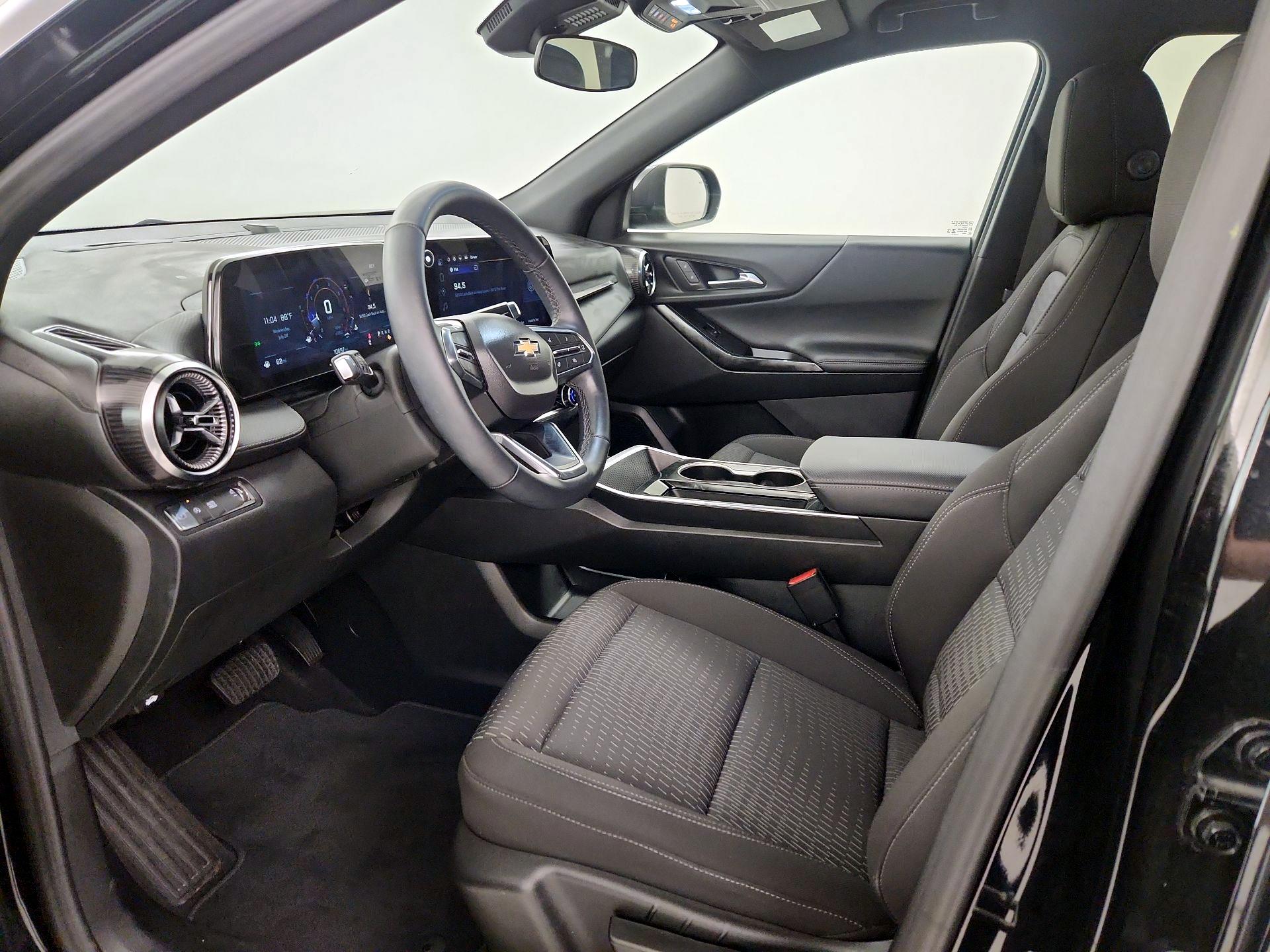 Thumbnail: 2025 Chevrolet Equinox - 11
