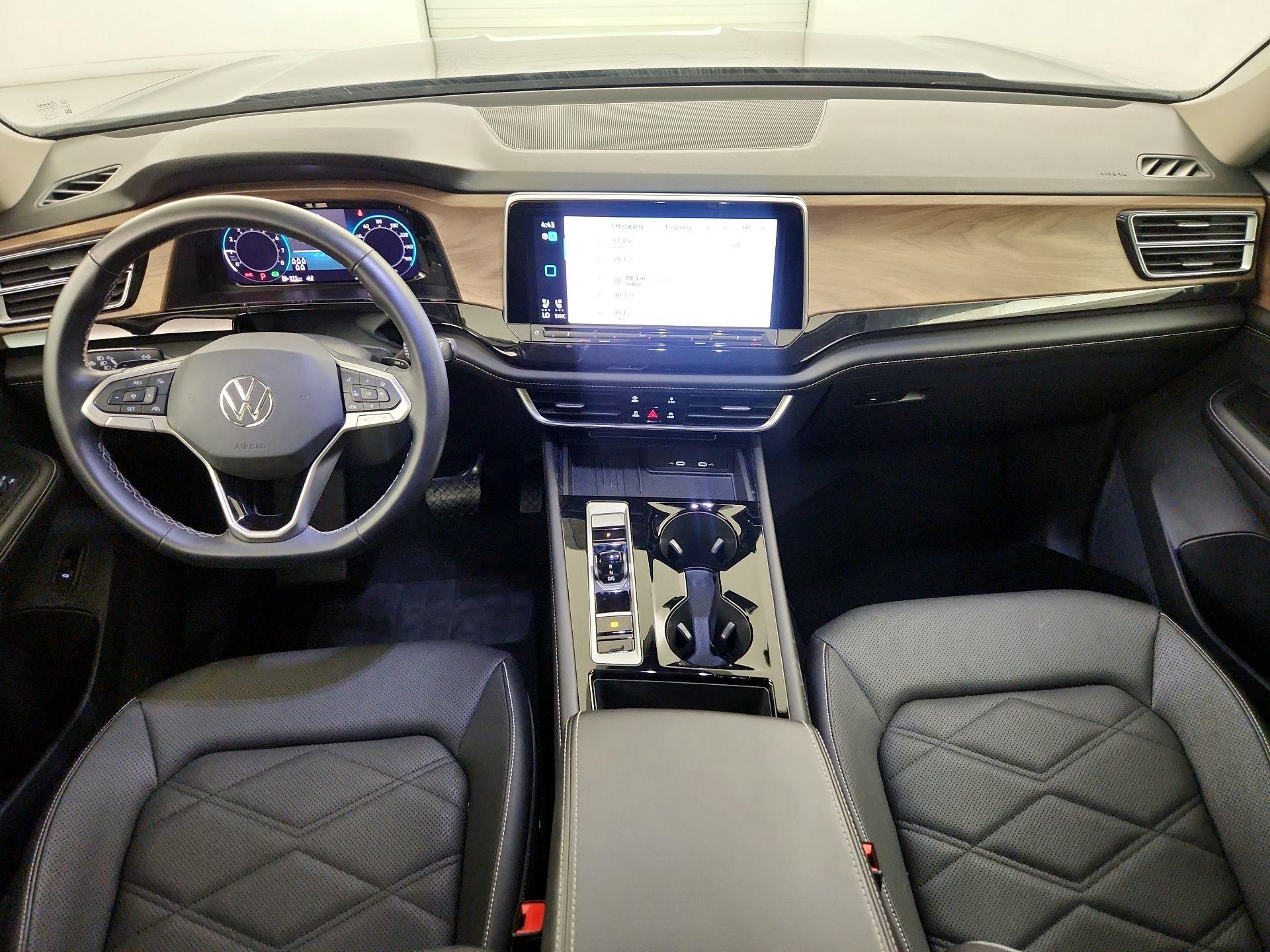 Thumbnail: 2025 Volkswagen Atlas - 9