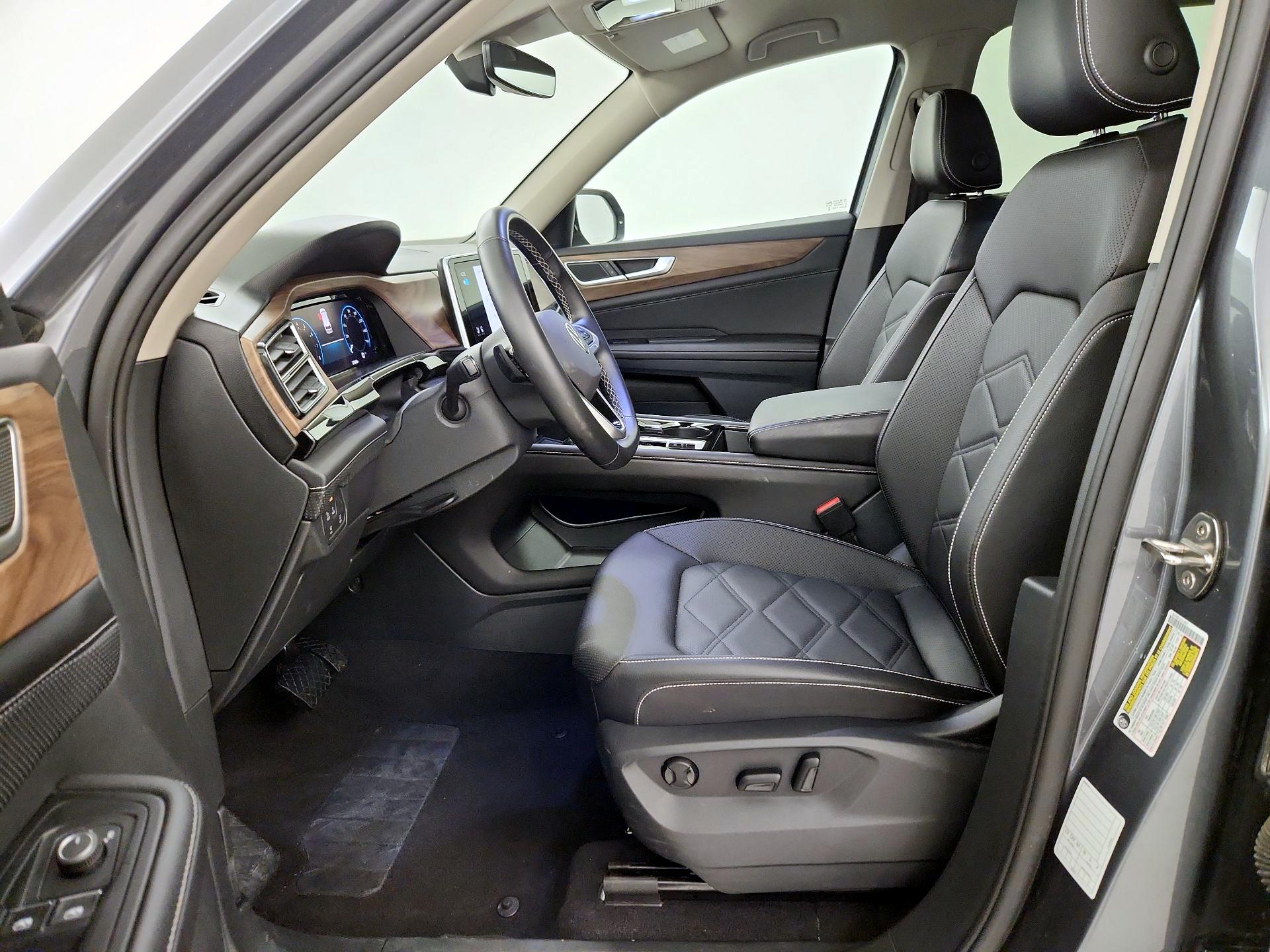 Thumbnail: 2025 Volkswagen Atlas - 11