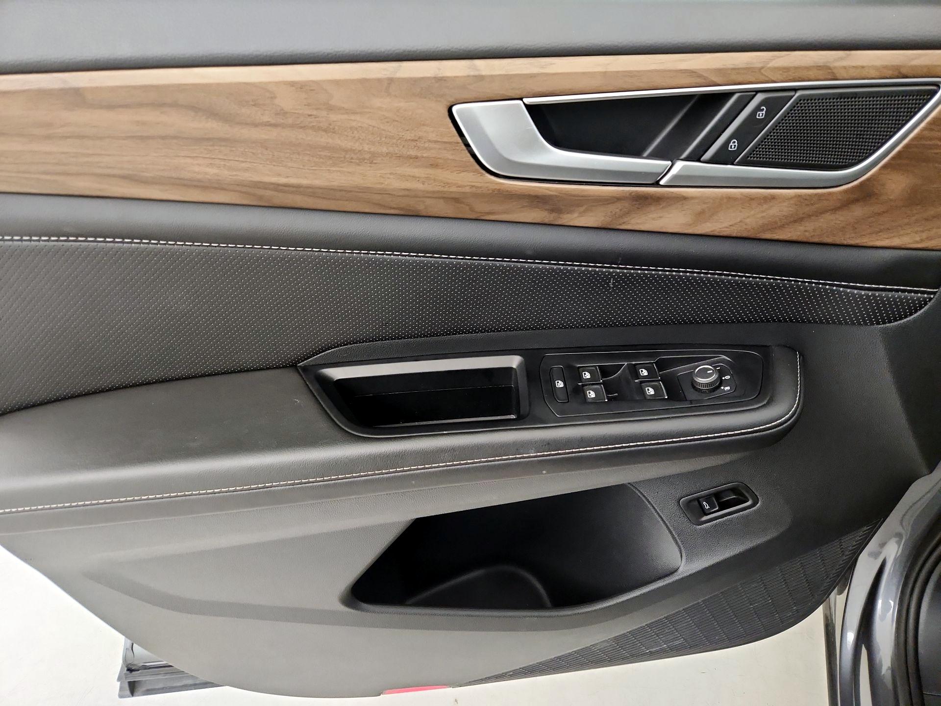 Thumbnail: 2025 Volkswagen Atlas - 12