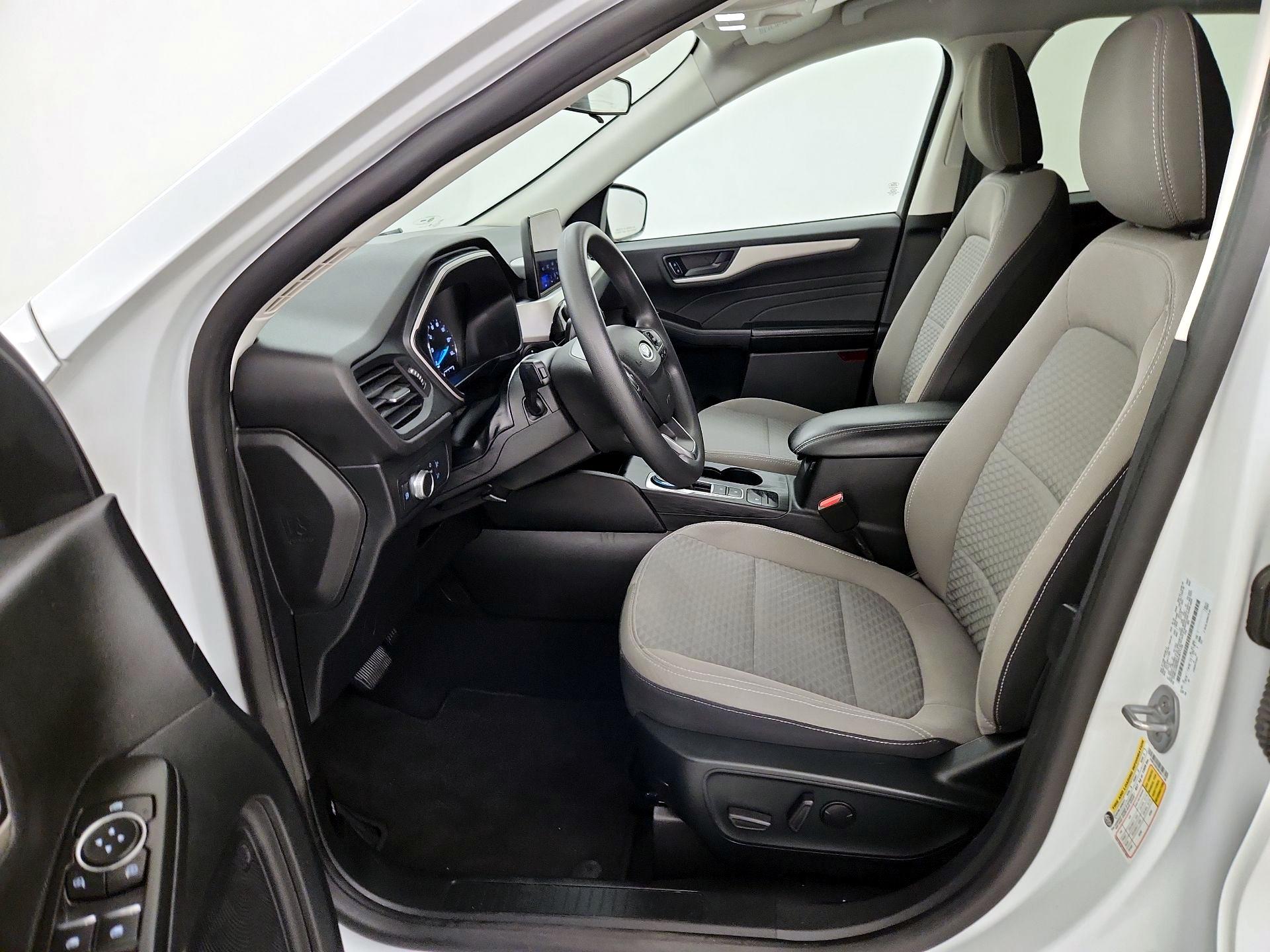 Thumbnail: 2022 Ford Escape - 11