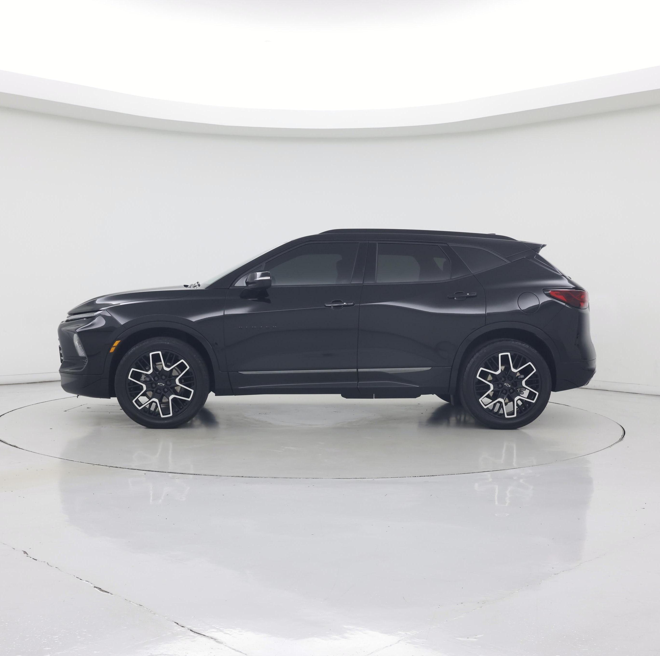 Thumbnail: 2024 Chevrolet Blazer - 3