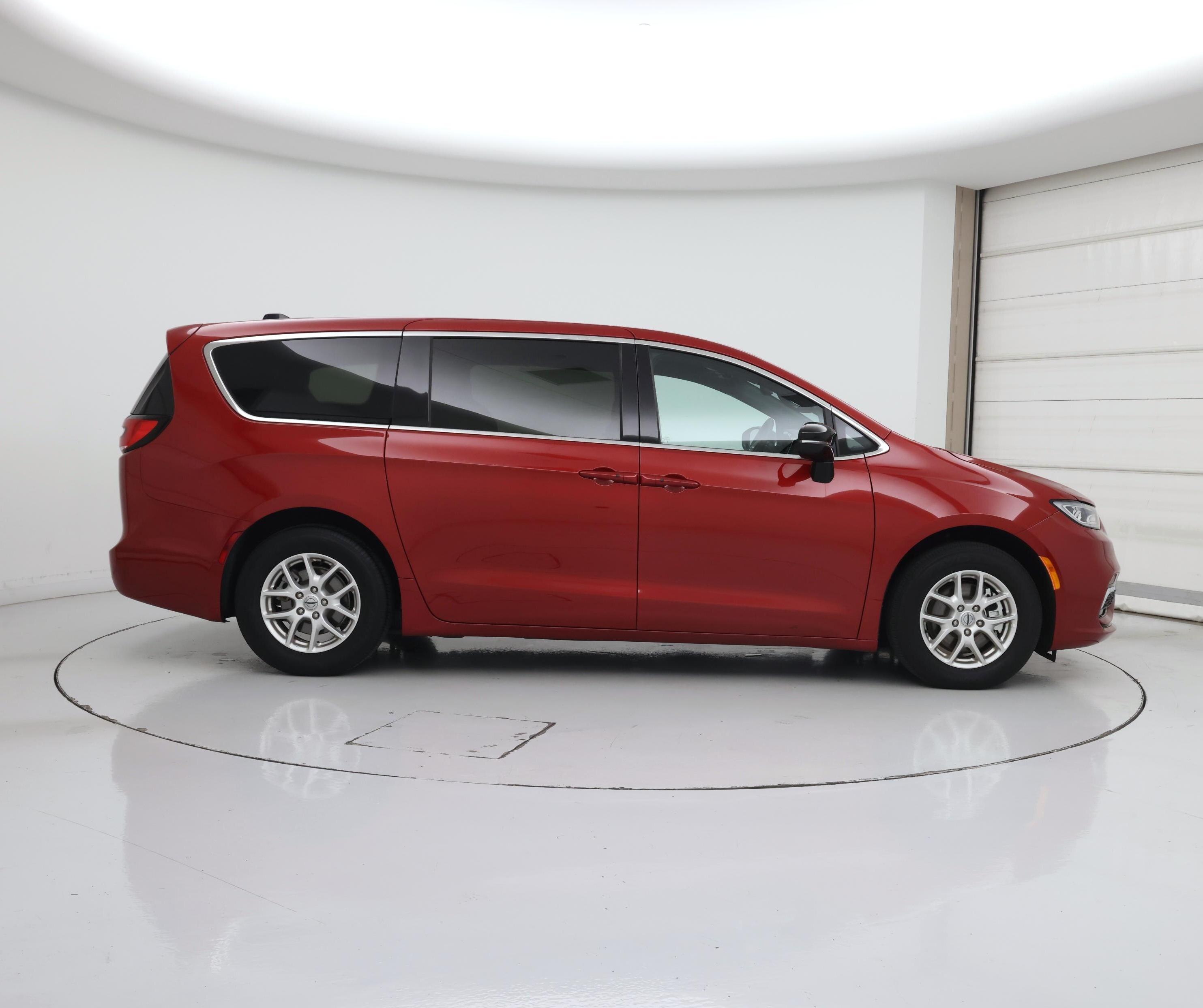 Thumbnail: 2025 Chrysler Pacifica - 7