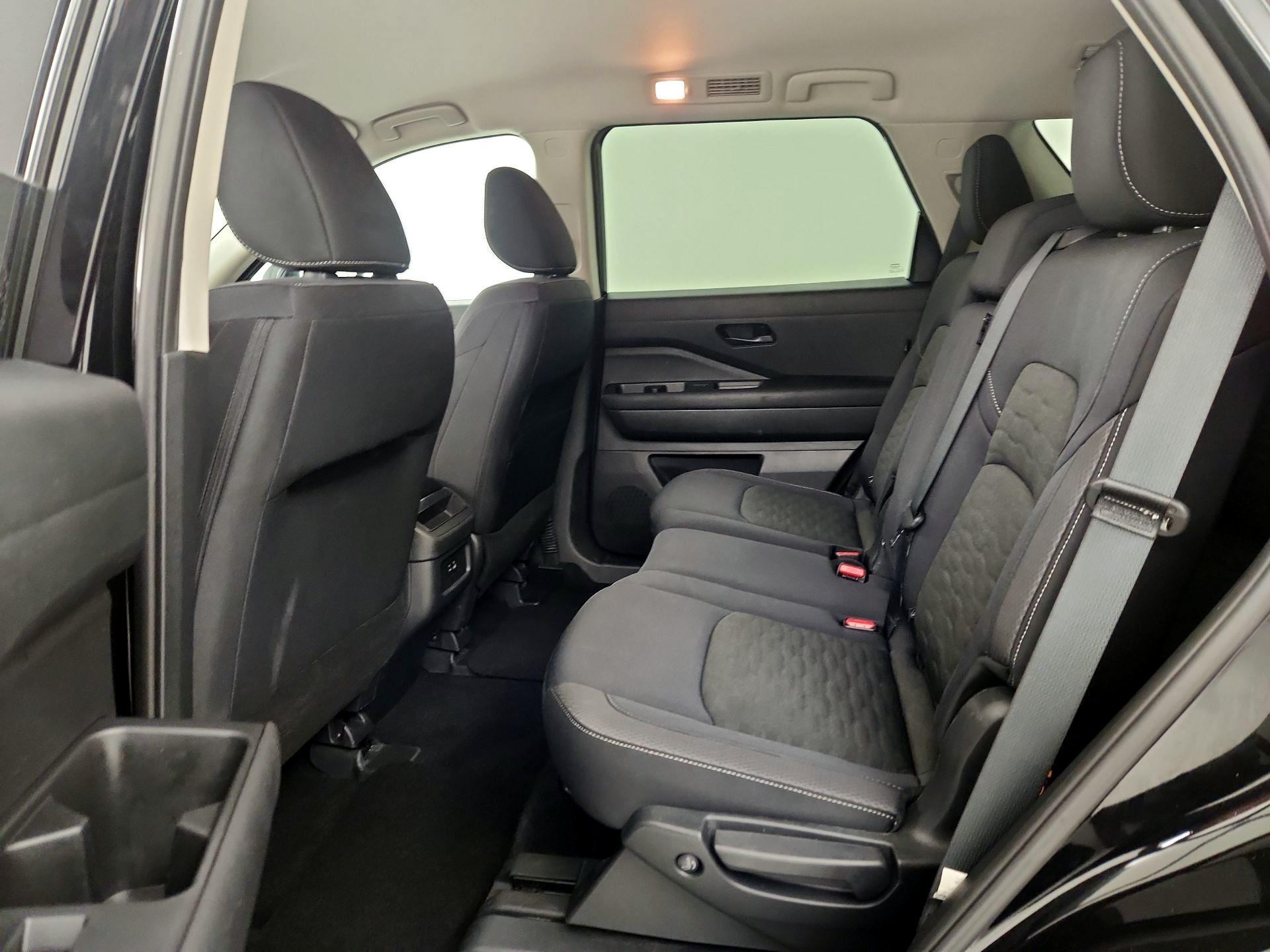 Thumbnail: 2025 Nissan Pathfinder - 19