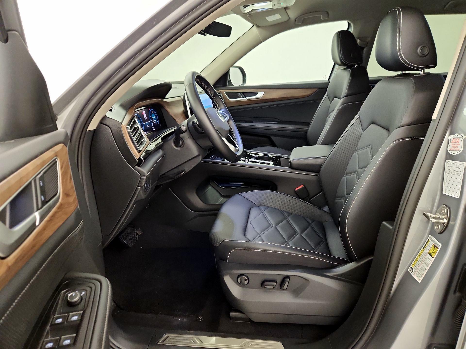 Thumbnail: 2025 Volkswagen Atlas - 11