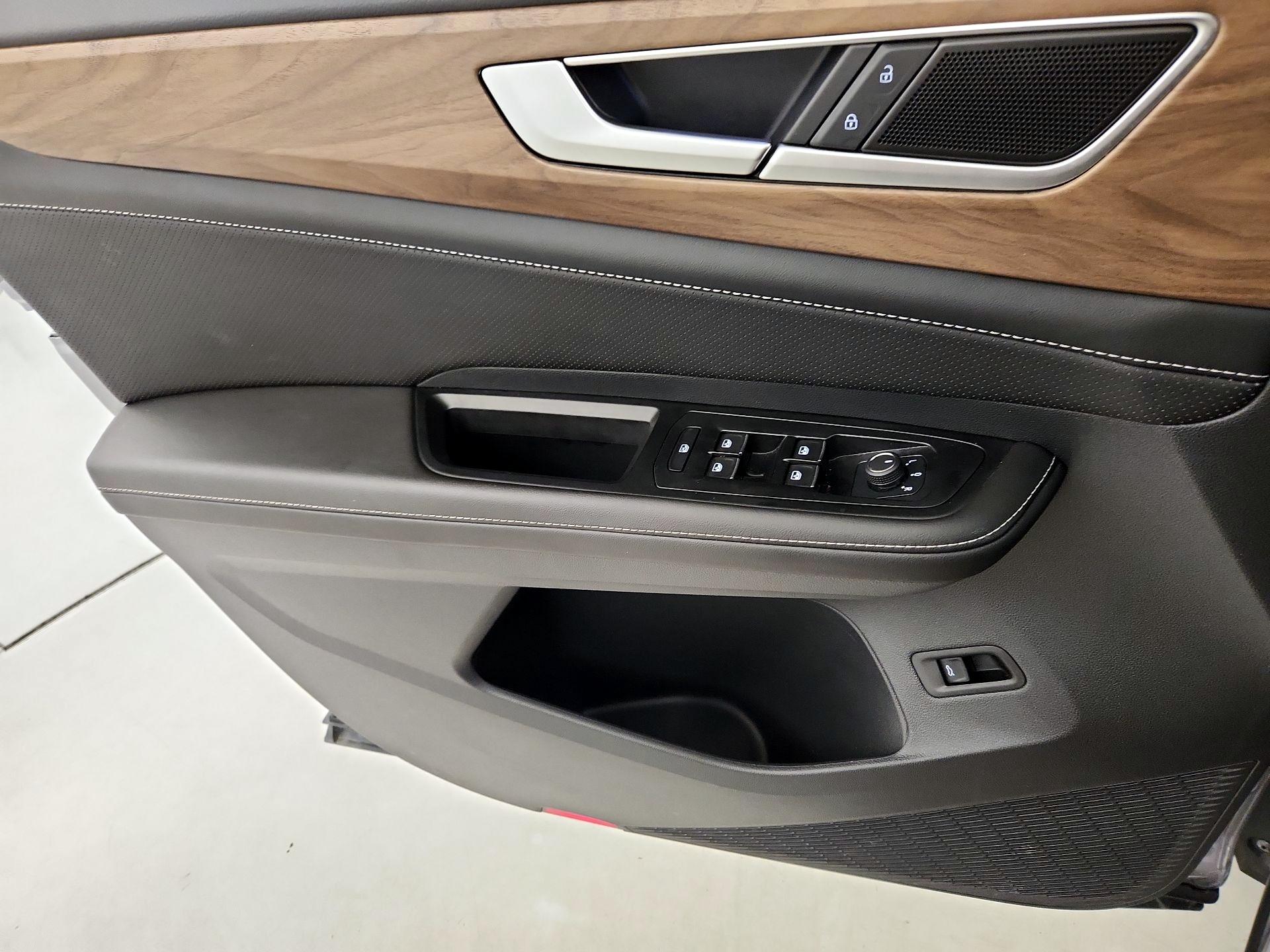 Thumbnail: 2025 Volkswagen Atlas - 12