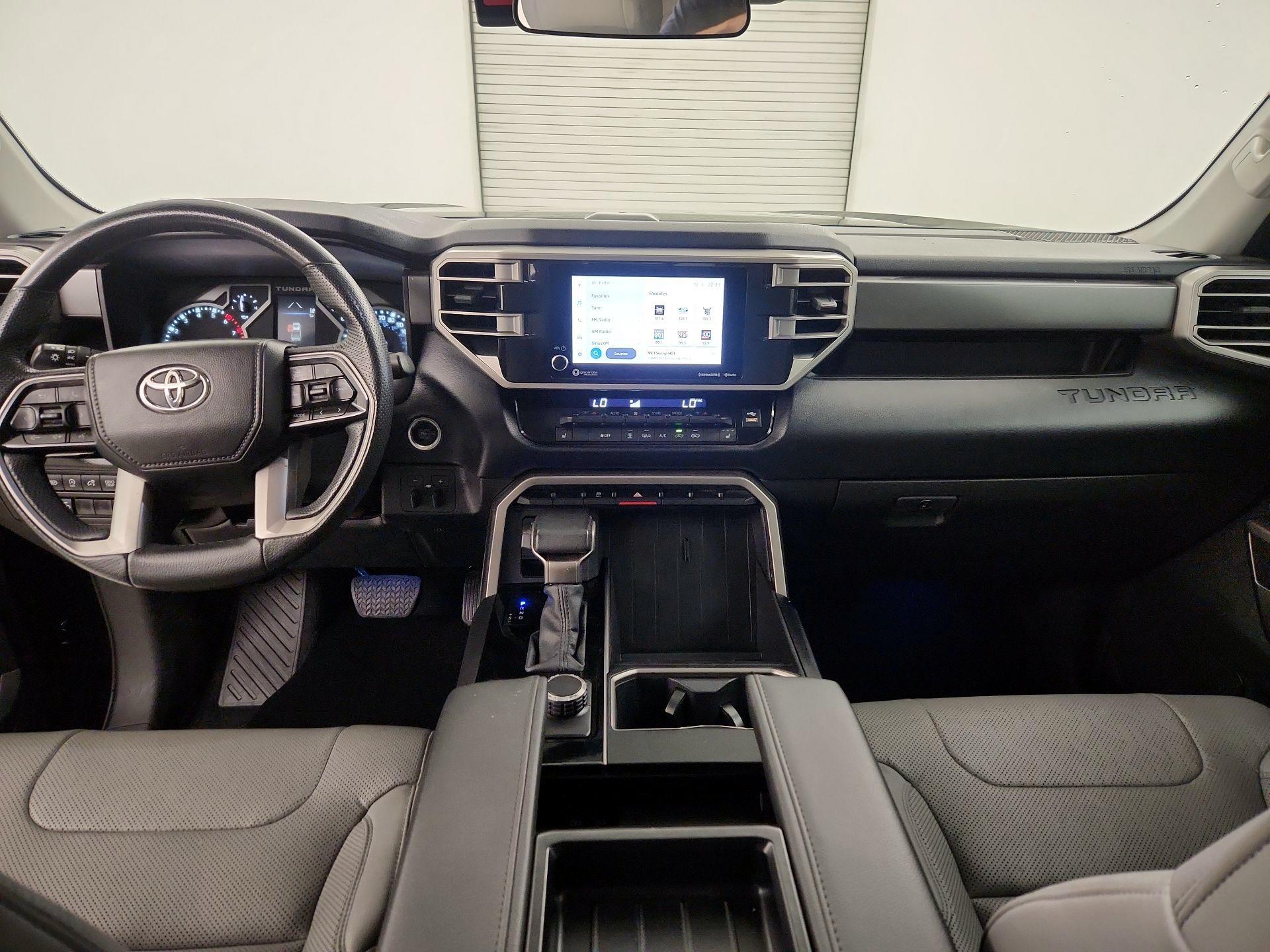 Thumbnail: 2024 Toyota Tundra - 9