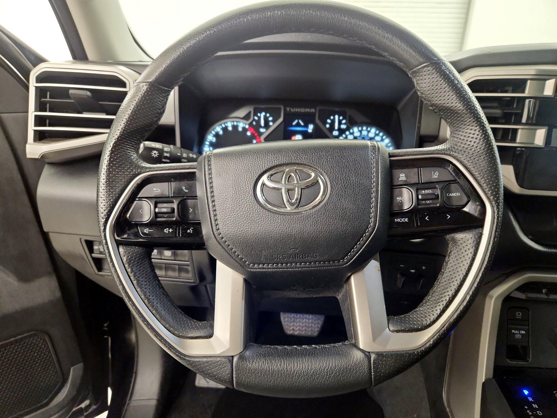 Thumbnail: 2024 Toyota Tundra - 10