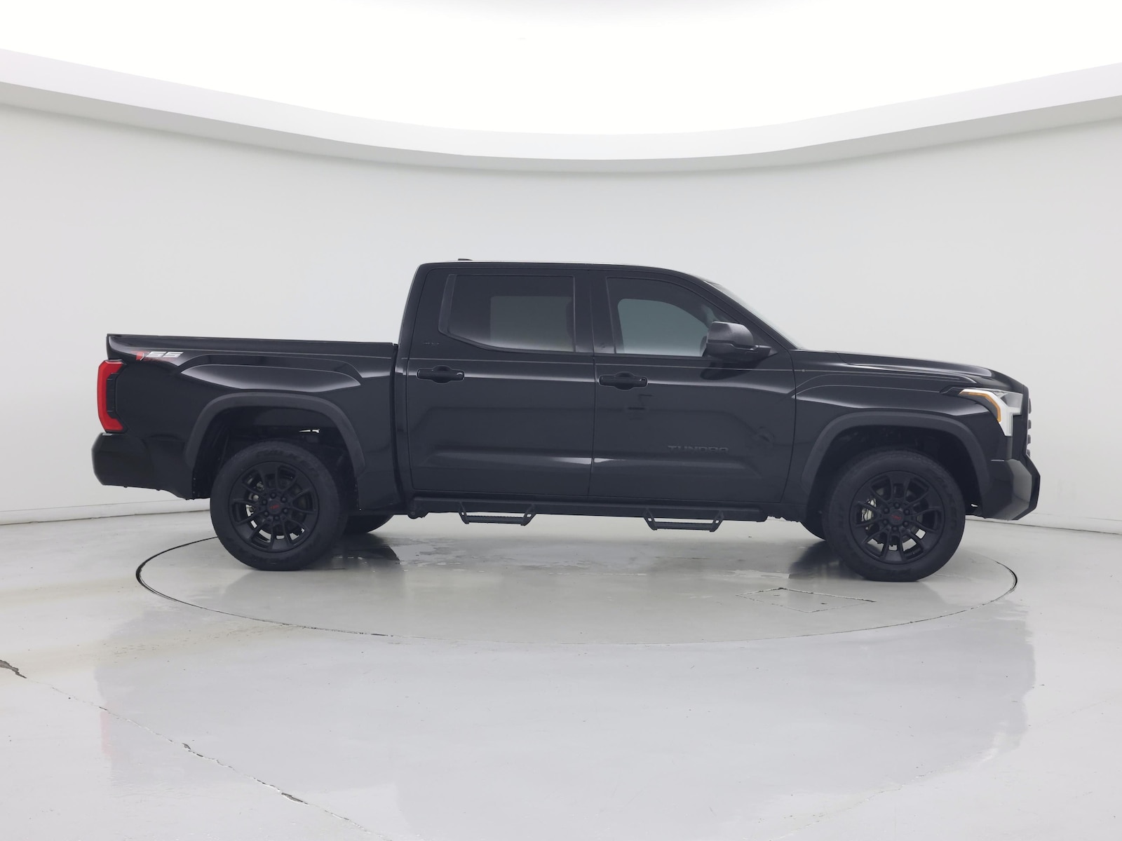 2024 Toyota Tundra SR5 - Photo 8