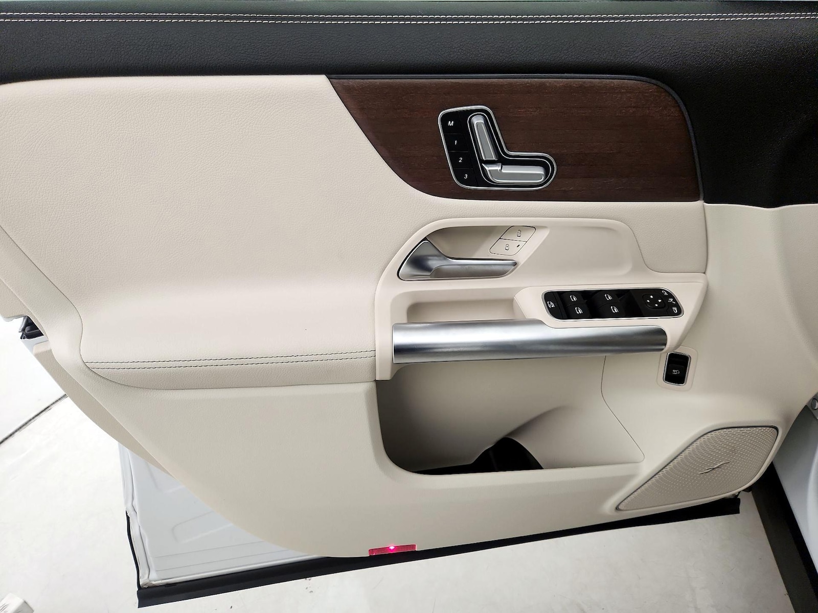 2023 Mercedes-Benz GLA Base - Photo 13