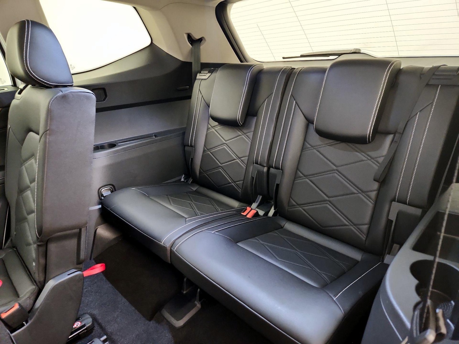 2025 Volkswagen Atlas SE w/Tech - Photo 21