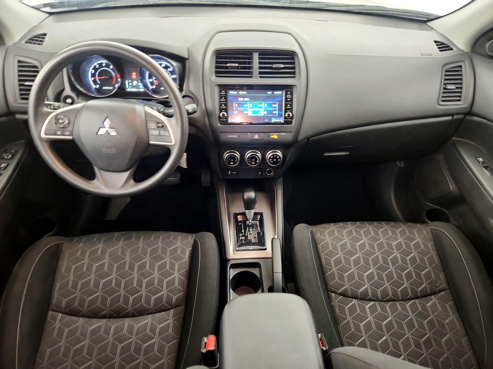 Thumbnail: 2024 Mitsubishi Outlander Sport - 9