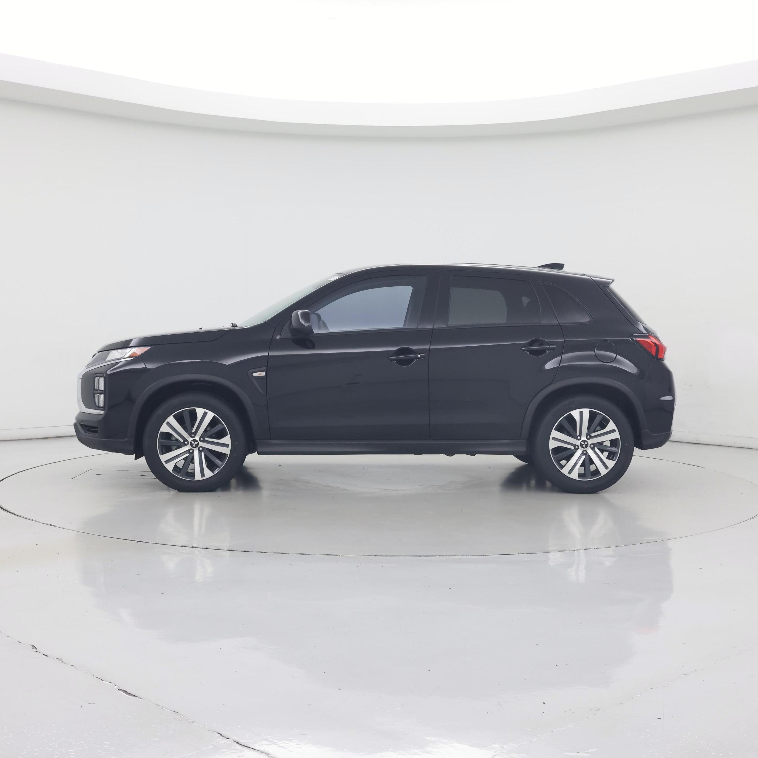Thumbnail: 2024 Mitsubishi Outlander Sport - 3