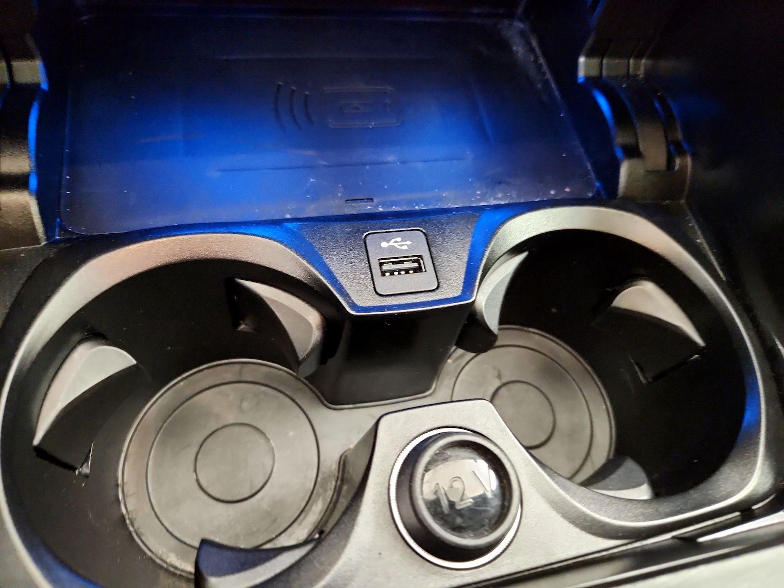 2026 BMW 3 Series 330i - Photo 20