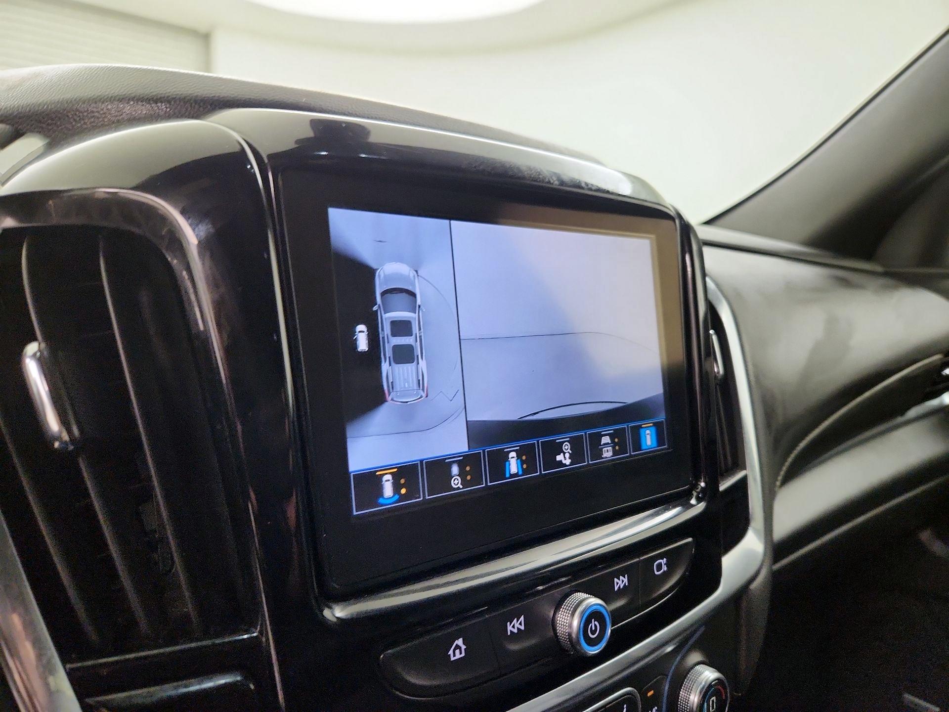 Thumbnail: 2023 Chevrolet Traverse - 15